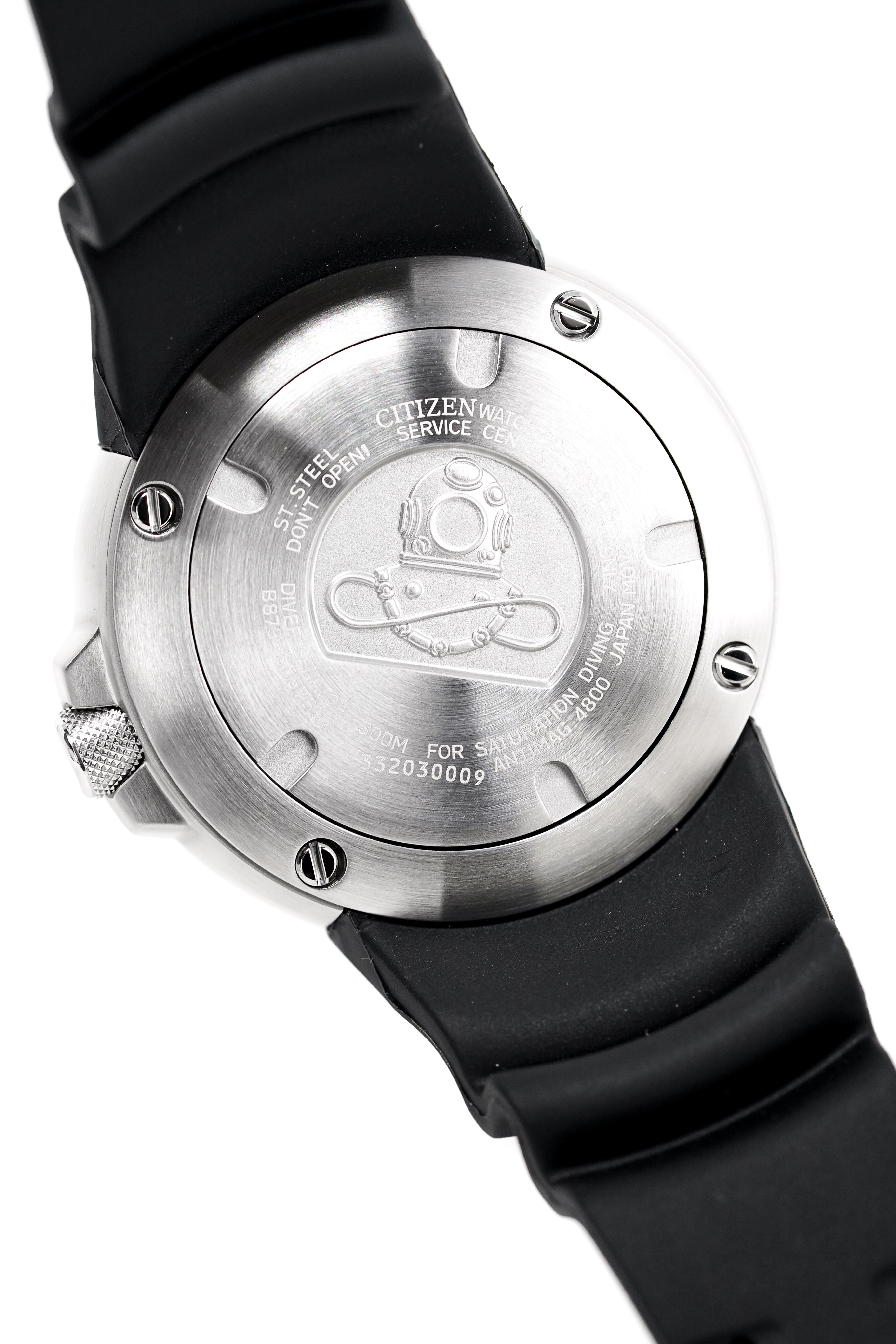 Citizen Eco-Drive Marine Promaster Men's Watch BJ8050-08E-GR8 Sunglasses