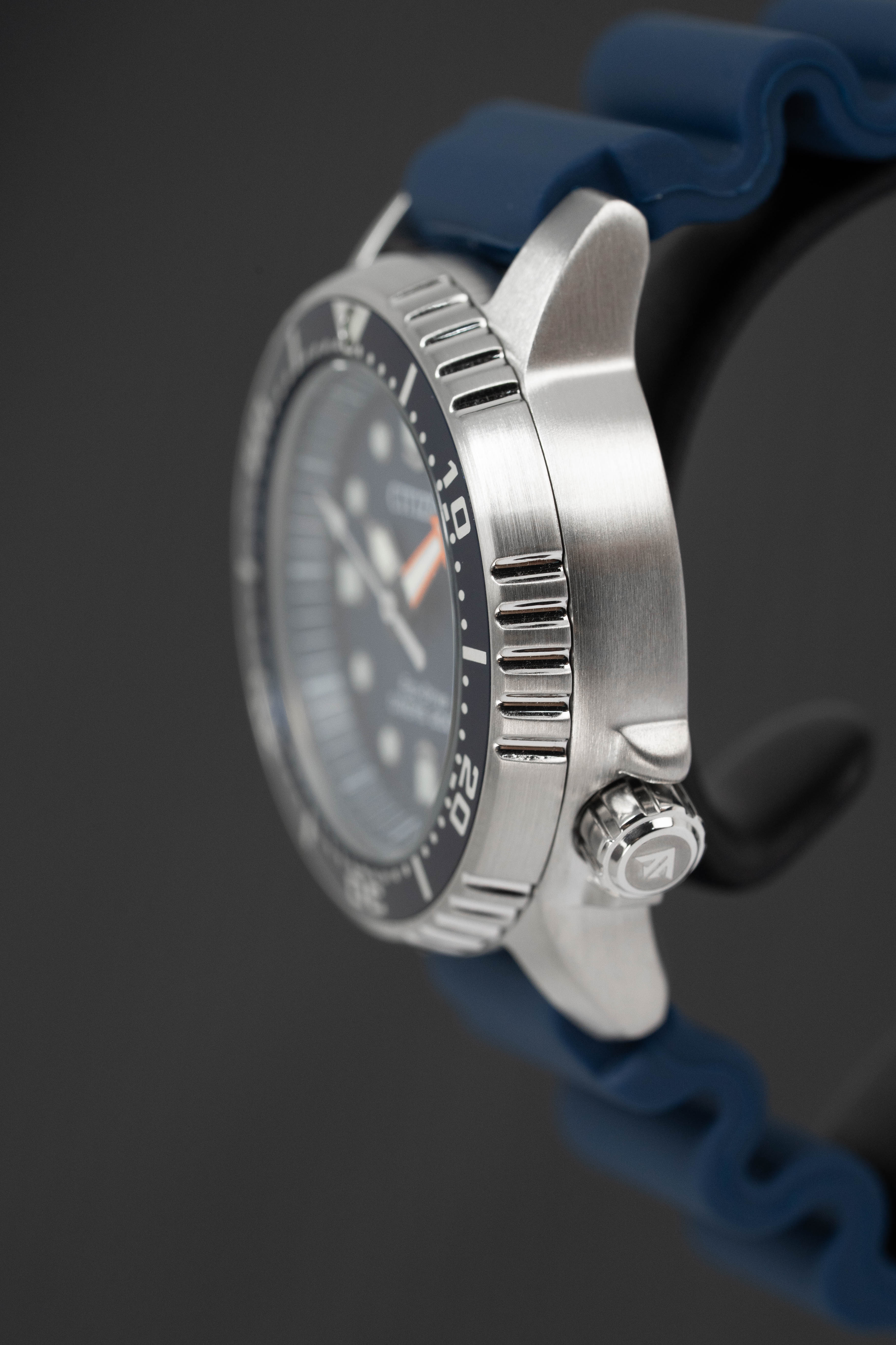 Citizen Eco-Drive Marine Promaster Blue Ladies Watch EP6051-14L-GR8 Sunglasses