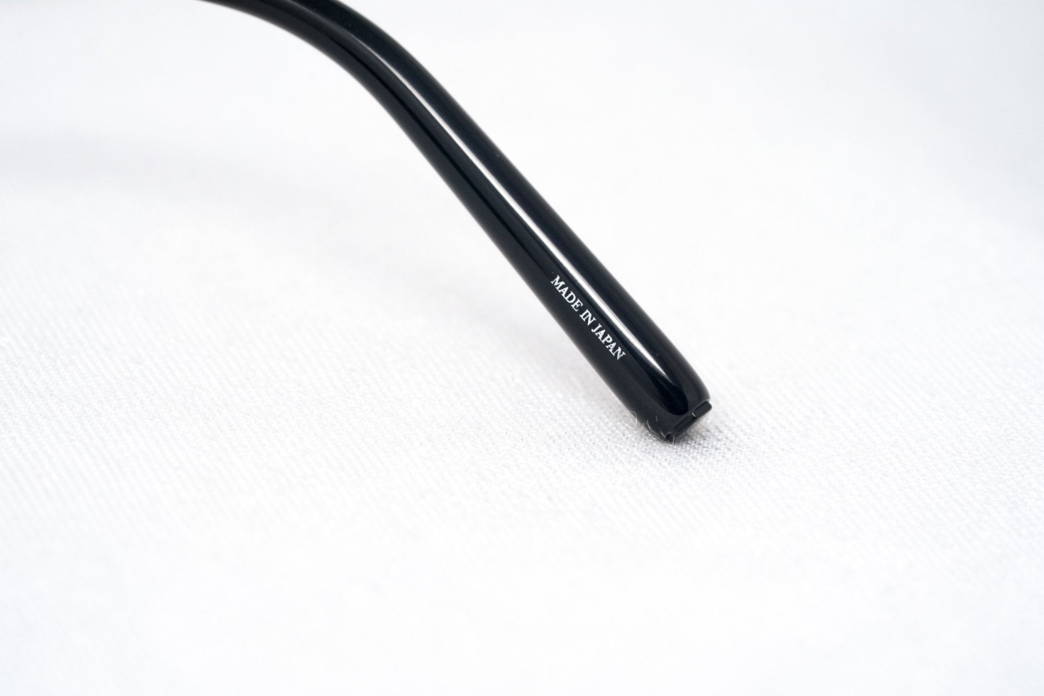 Copy of Matthew Williamson Sunglasses Black and Blue - Watches & Crystals