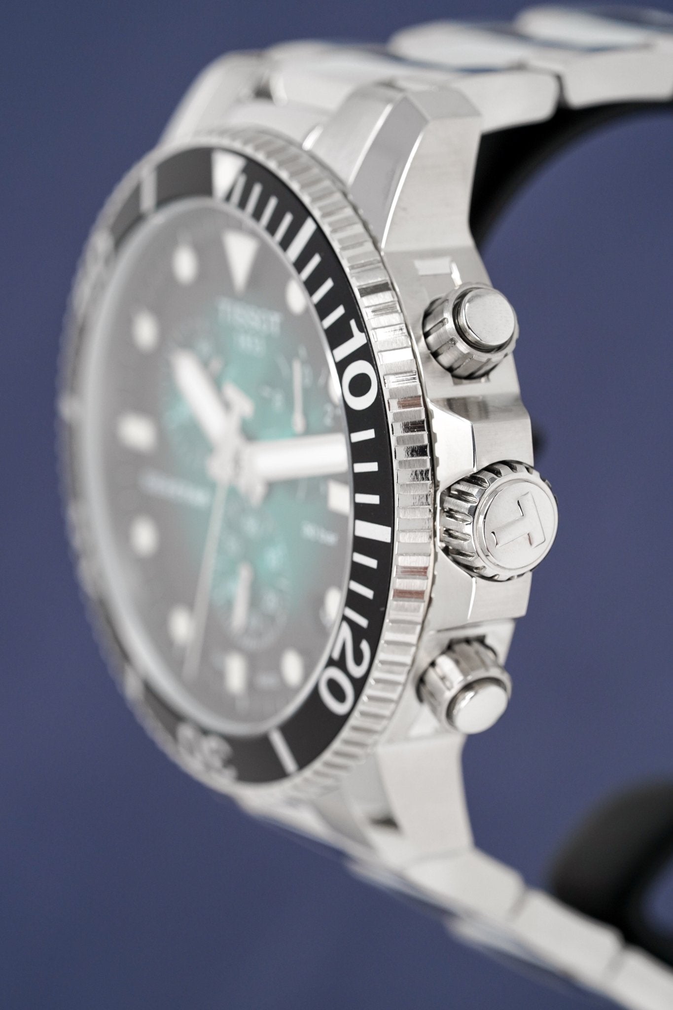 Tissot Chronograph Watch SEASTAR 1000 Green T1204171109101-GR8 Sunglasses