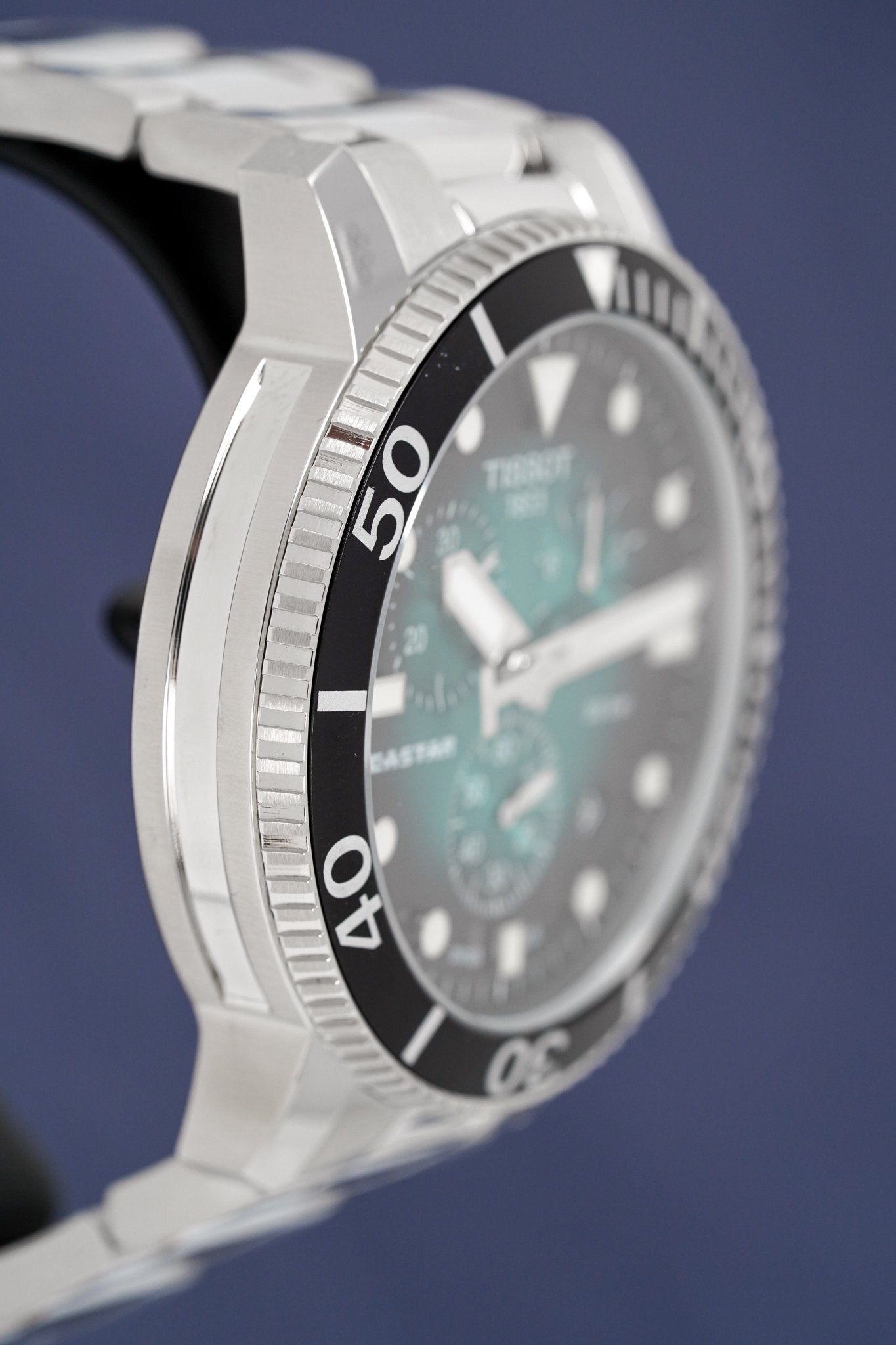 Tissot Chronograph Watch SEASTAR 1000 Green T1204171109101-GR8 Sunglasses