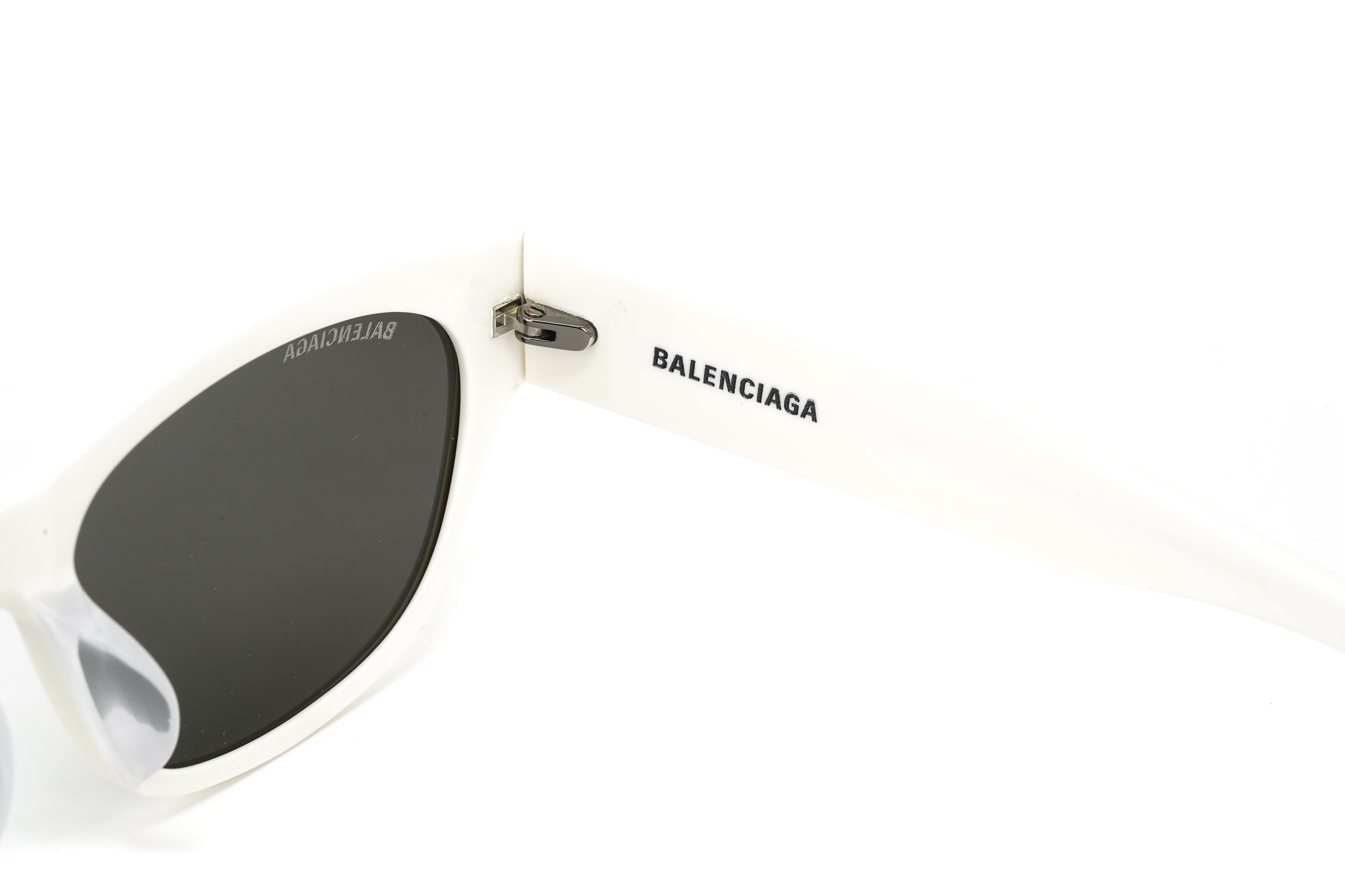 Balenciaga Women's Sunglasses Rectangular Ivory Grey BB0164S-003 57-GR8 Sunglasses