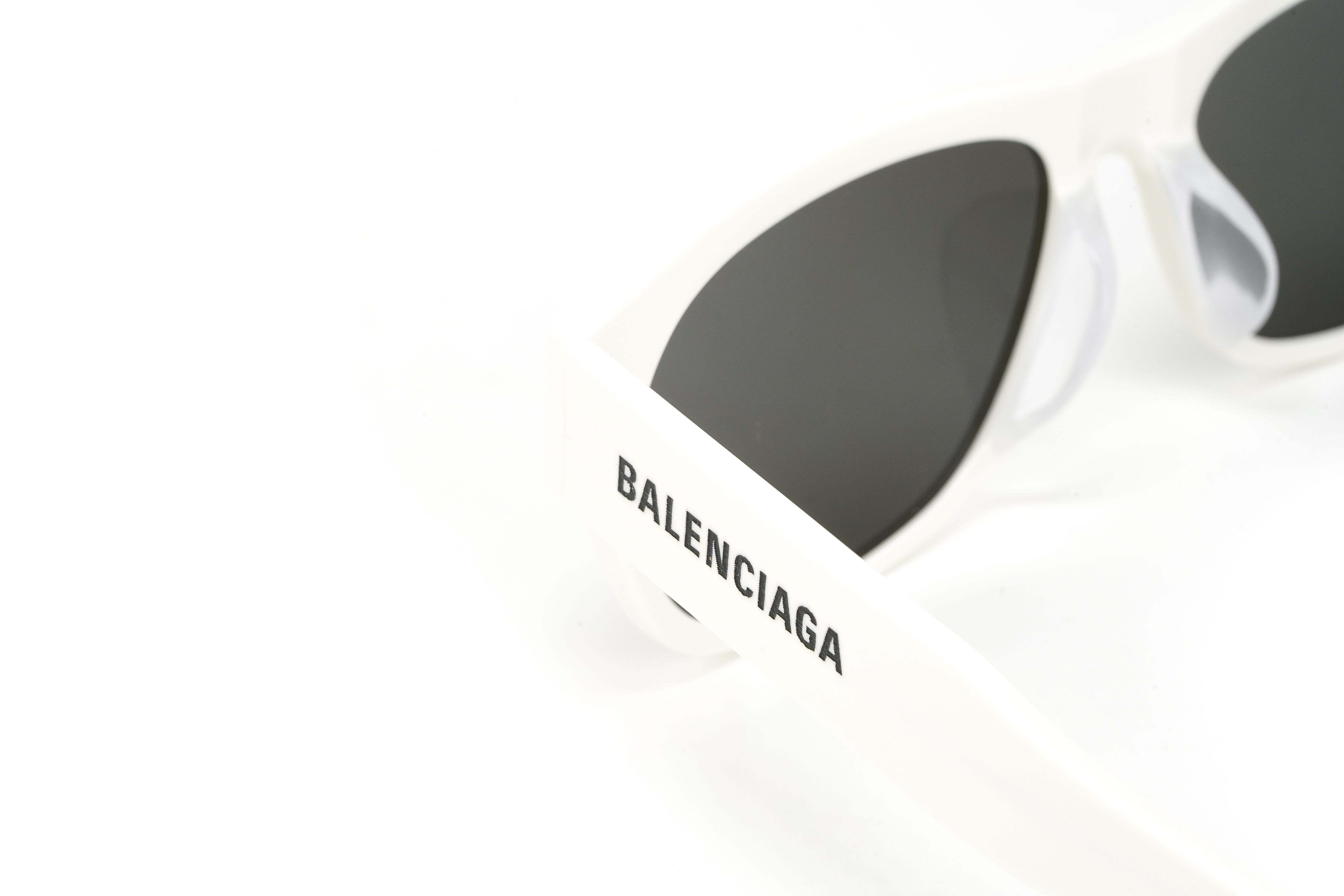 Balenciaga Women's Sunglasses Rectangular Ivory Grey BB0164S-003 57-GR8 Sunglasses