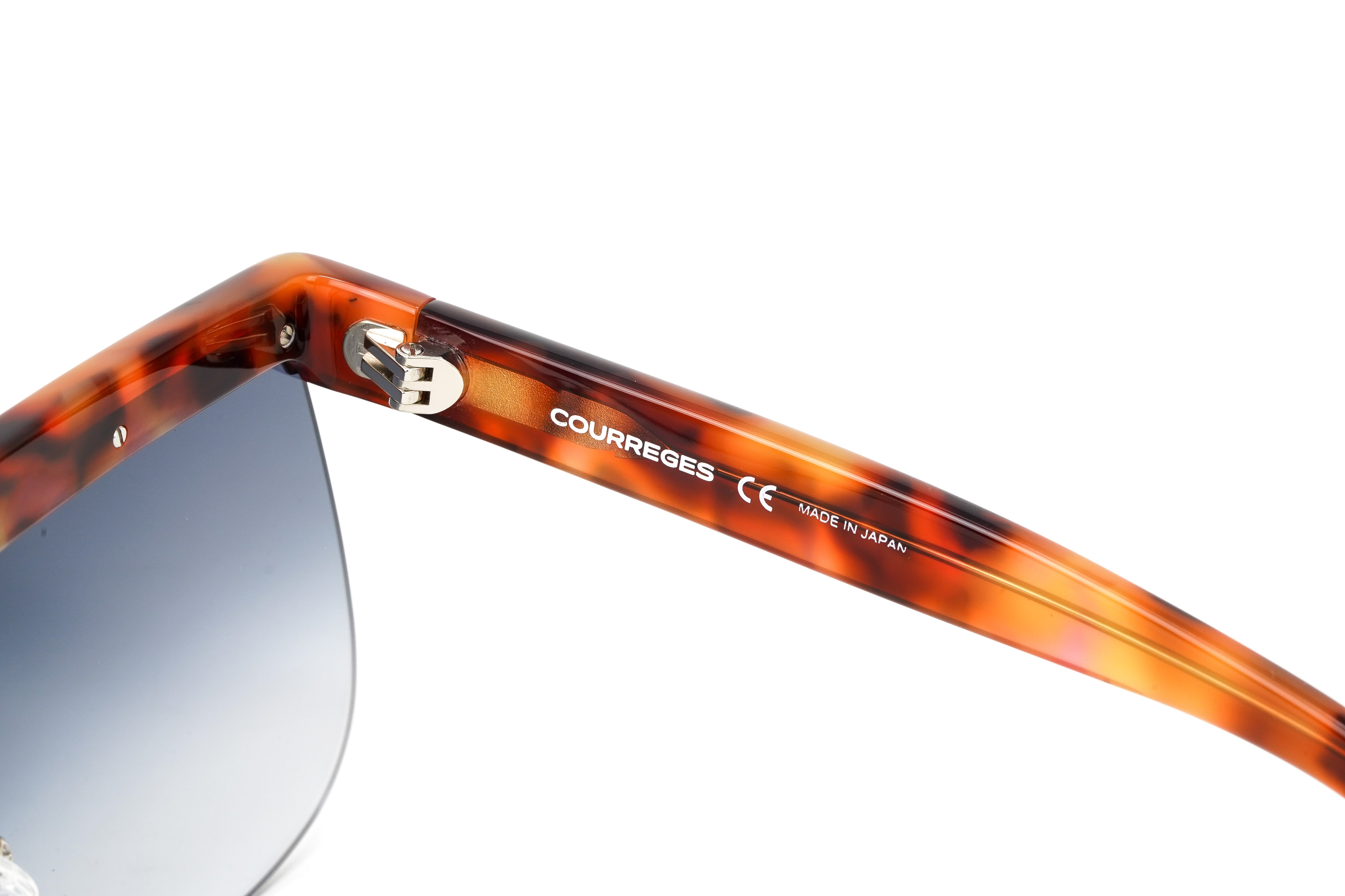 Courrèges Women's Sunglasses Oversized Flat Top Tortoise CL1901-001 66-GR8 Sunglasses