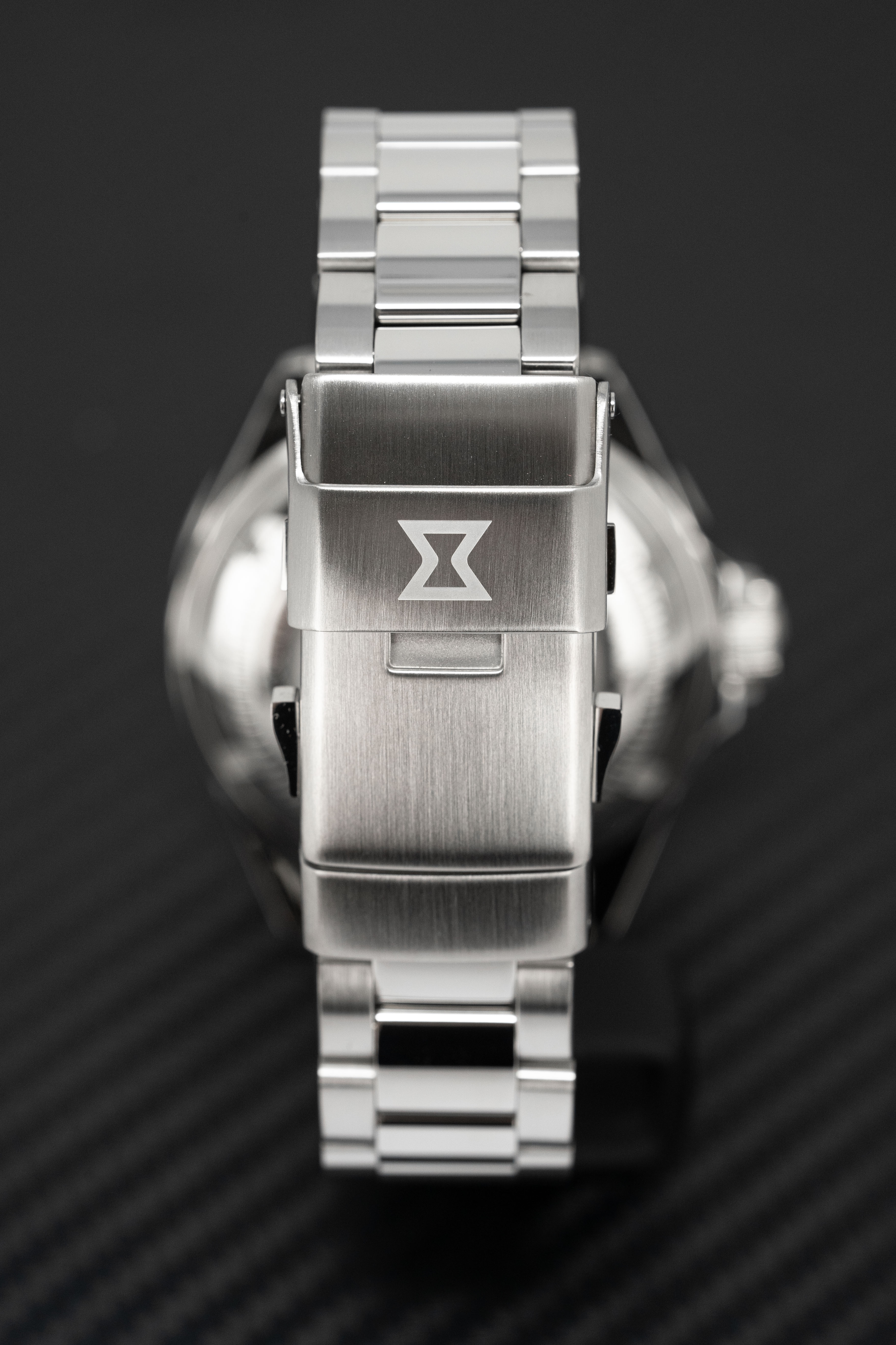 Edox Men's Watch Neptunian Automatic Steel Blue 80120-3BUM-BUF-GR8 Sunglasses