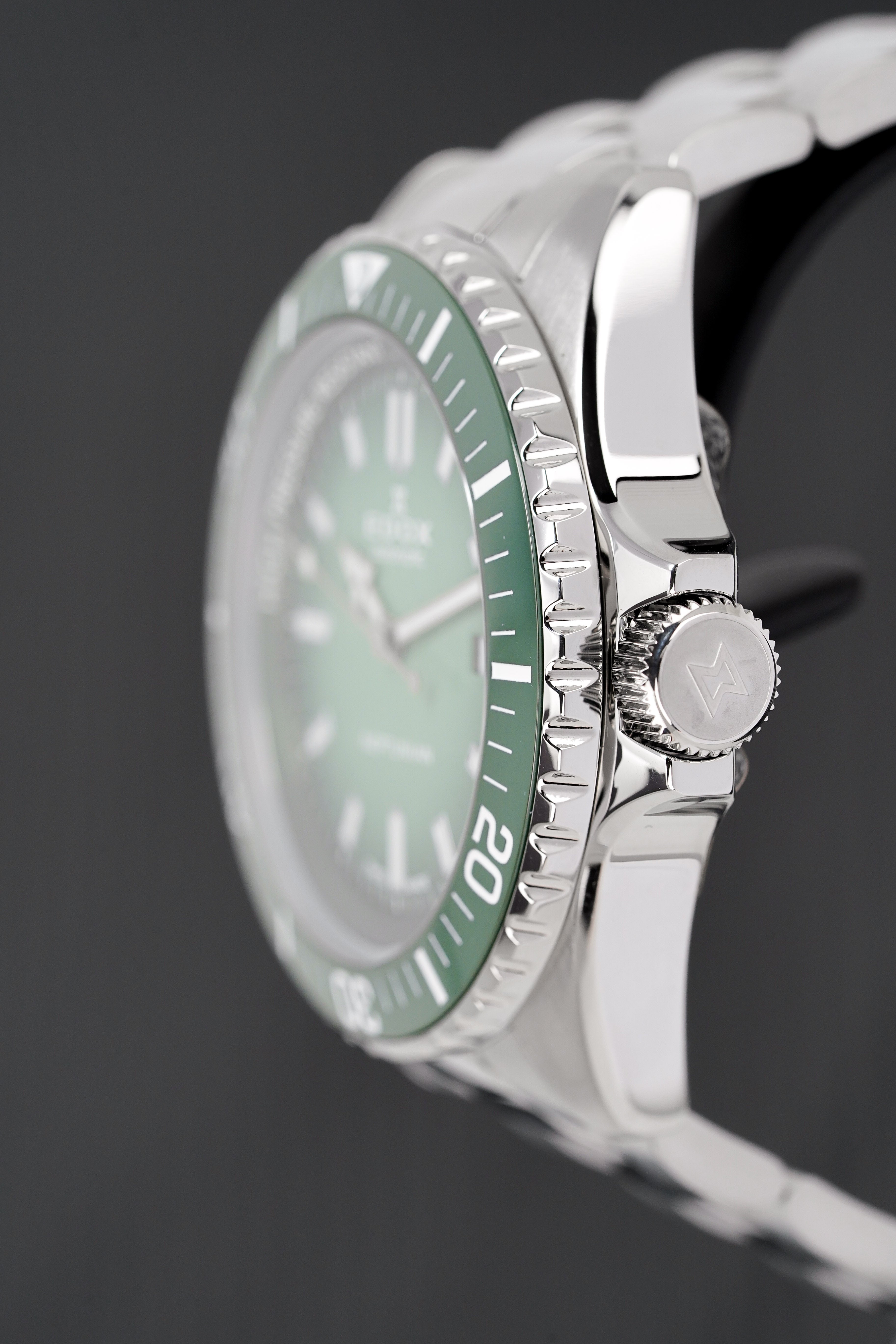 Edox Men's Watch Neptunian Automatic Green 80120-3VM-VDN1-GR8 Sunglasses