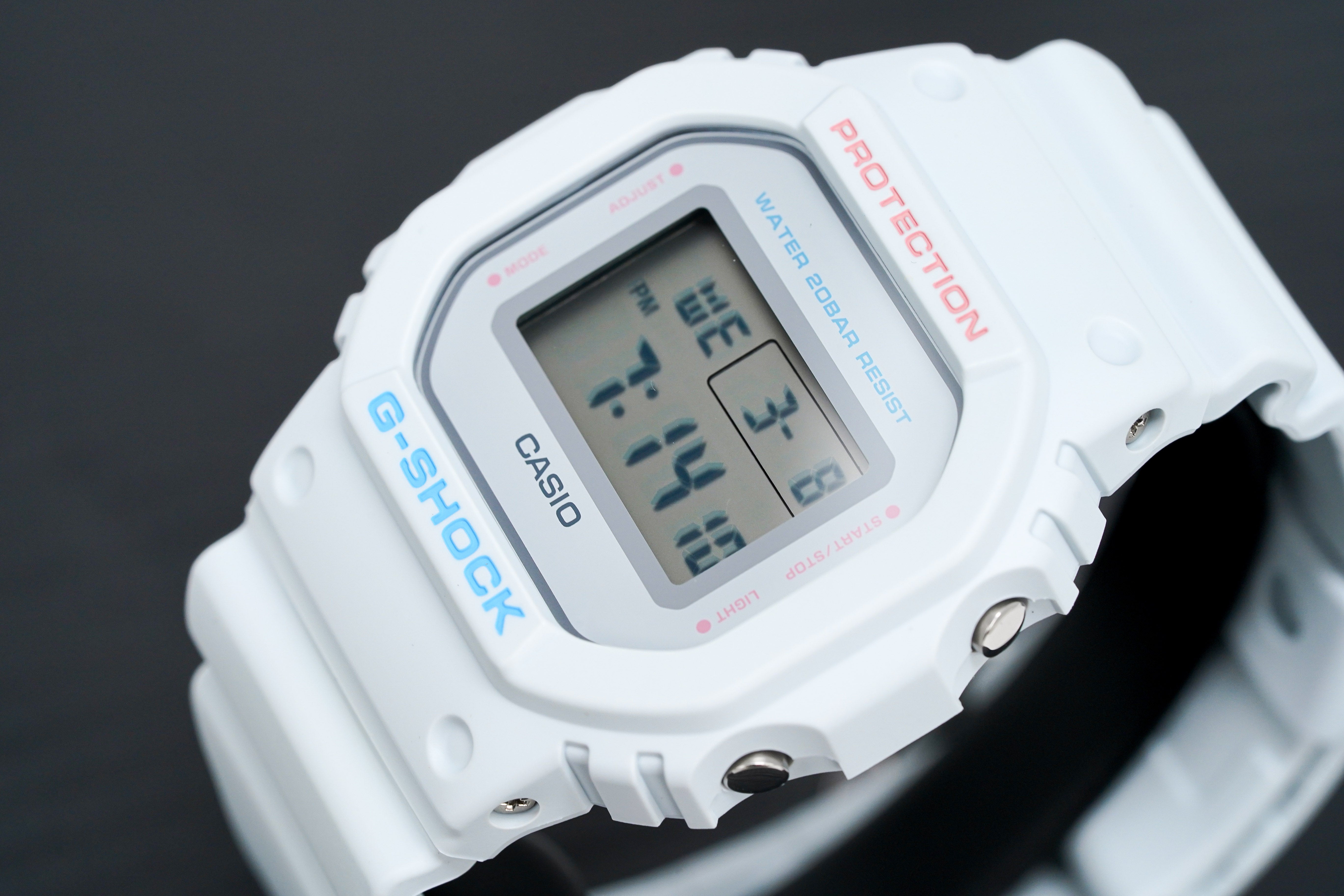 Casio G-Shock Men's Watch Matte Grey DW-5600SC-8DR-GR8 Sunglasses