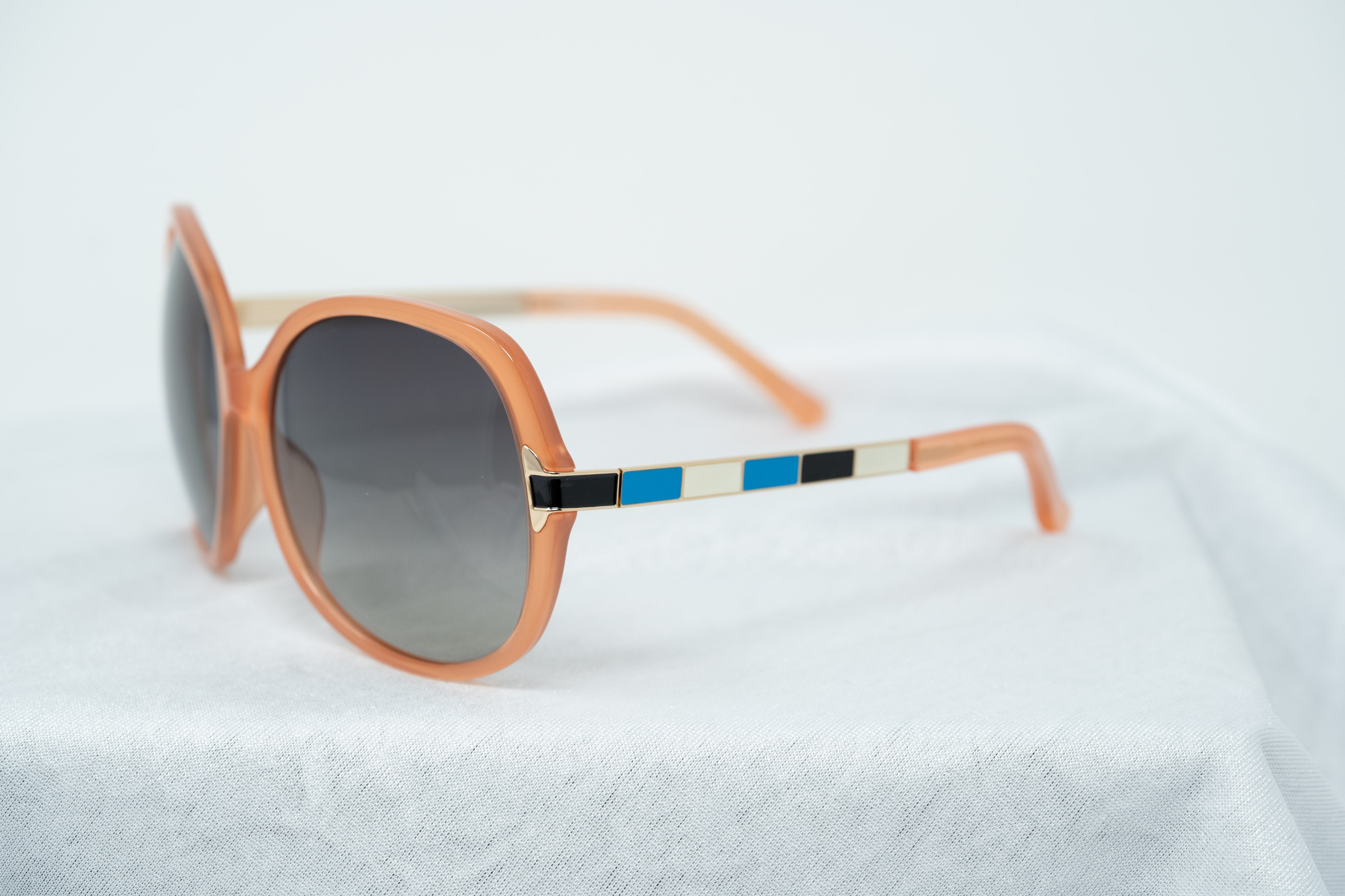 Oscar De La Renta Sunglasses Round Oversized Orange and Grey-GR8 Sunglasses