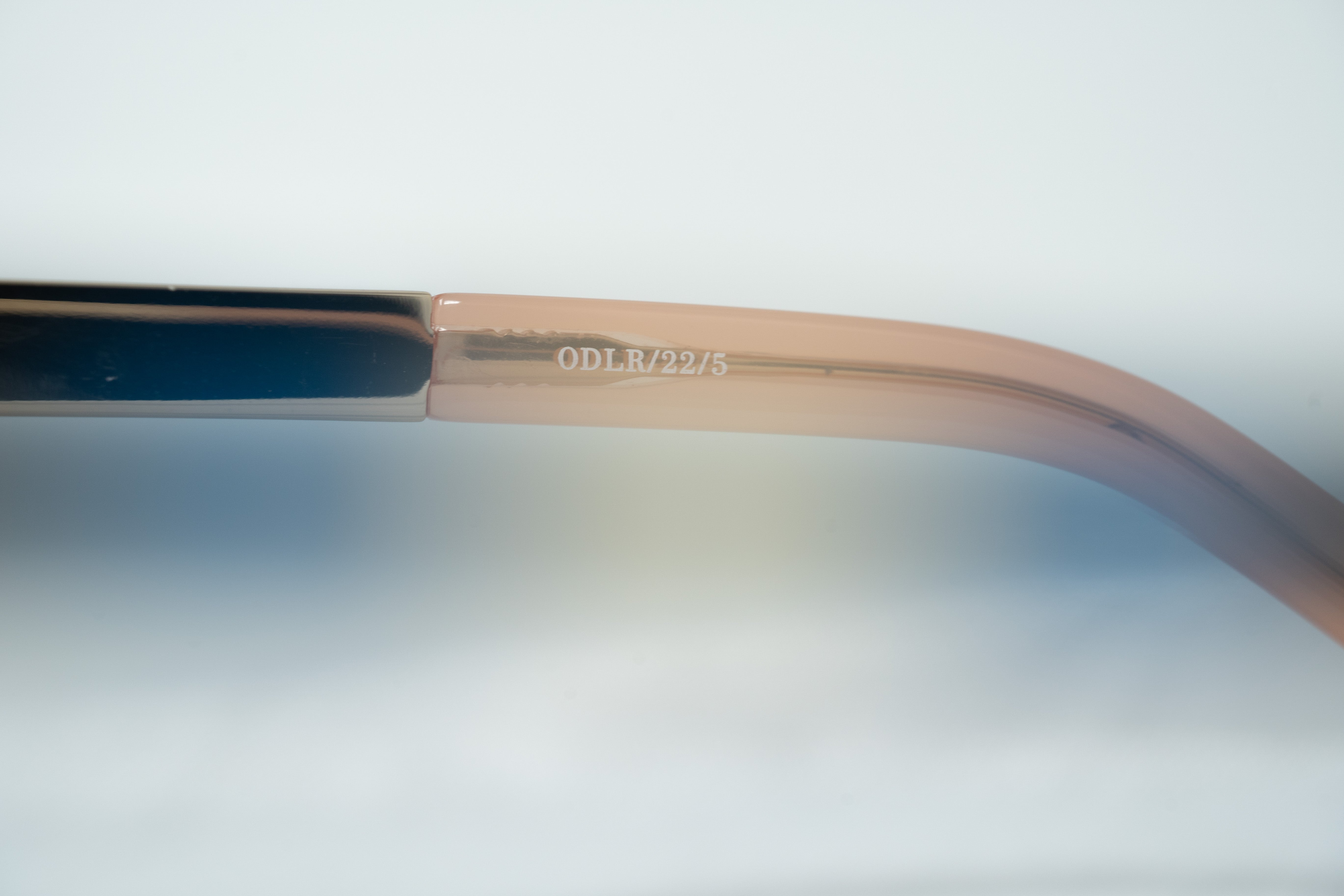 Oscar De La Renta Sunglasses Round Oversized Orange and Grey-GR8 Sunglasses