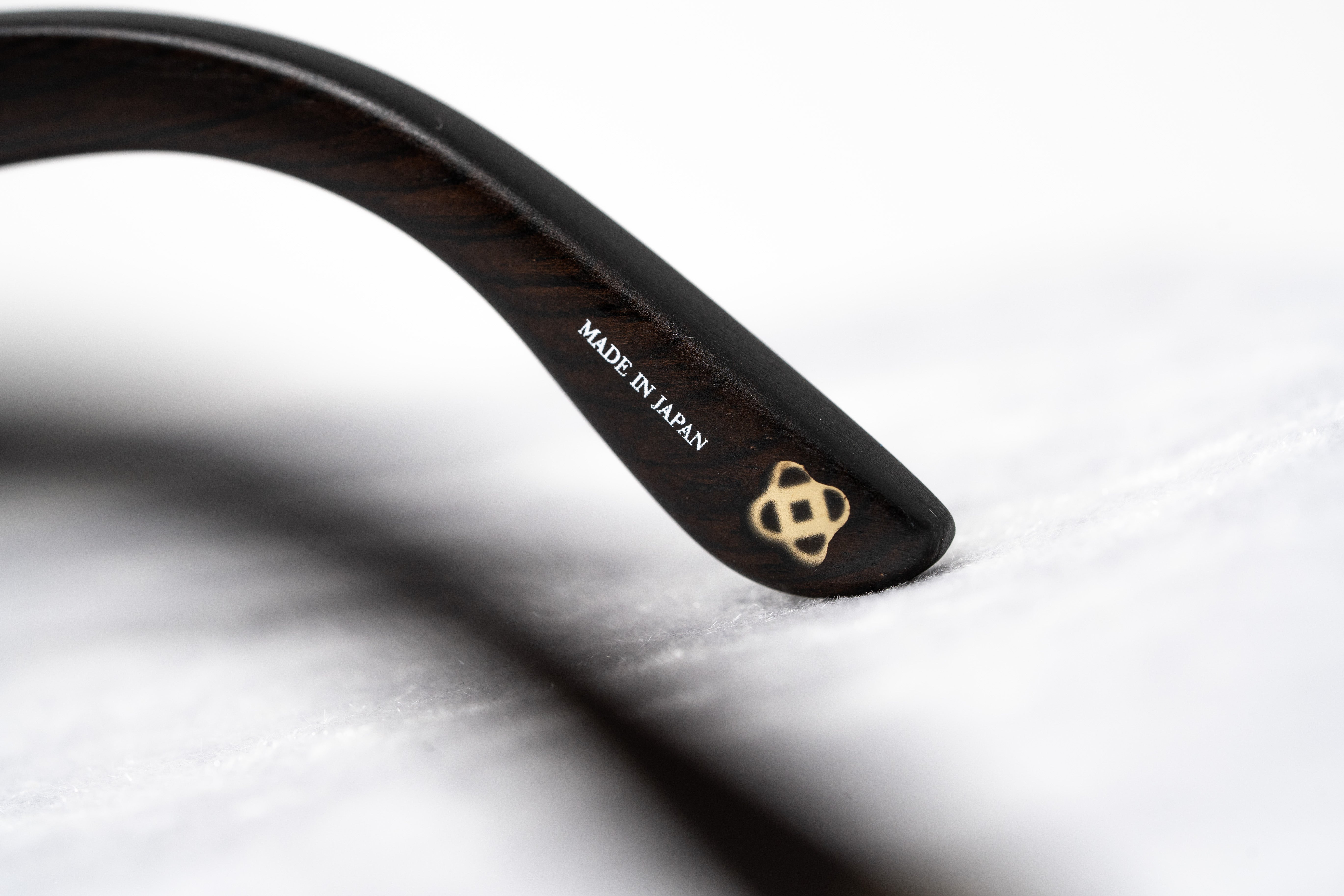 Oscar De La Renta Sunglasses Oval Ivory and Grey-GR8 Sunglasses