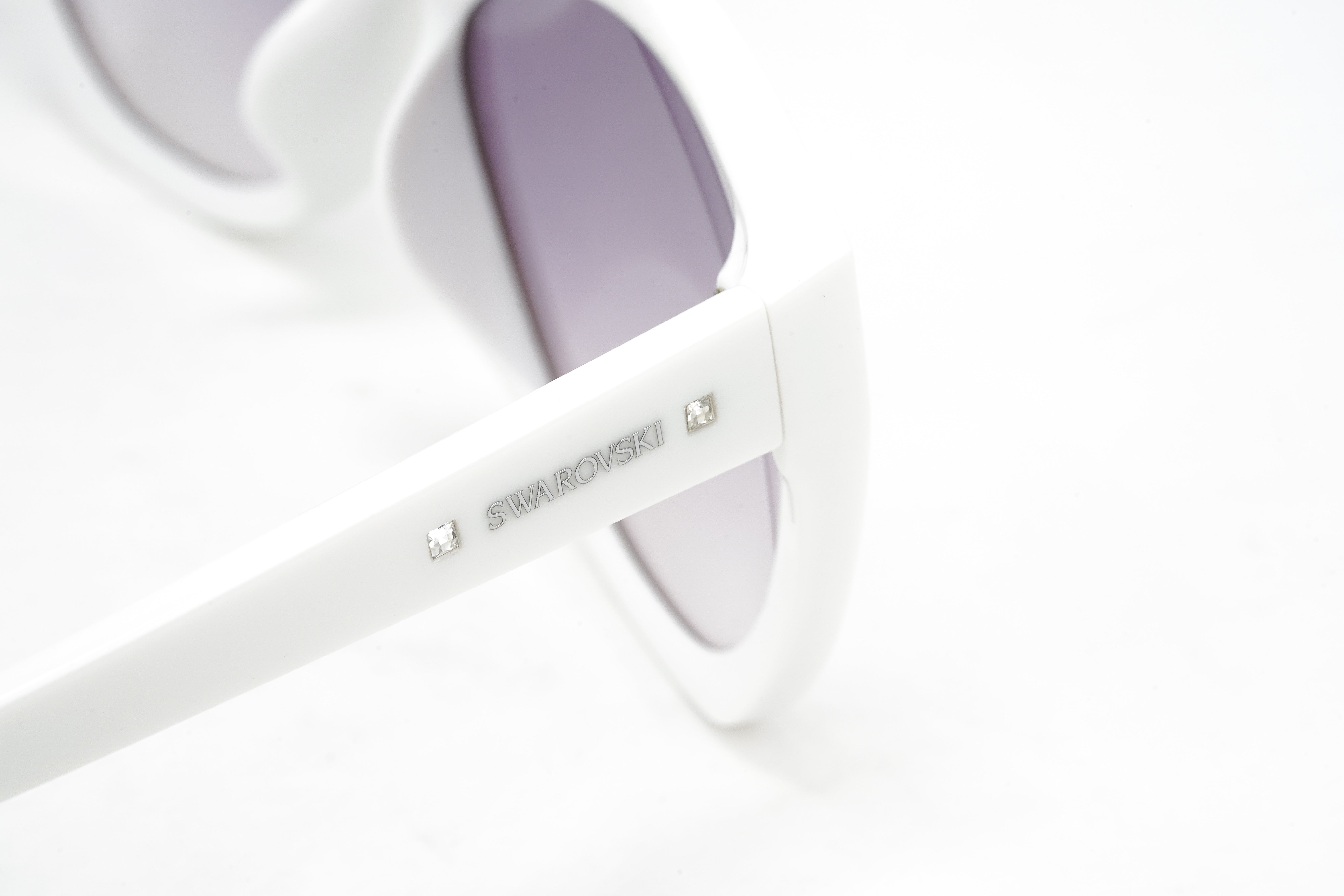 Swarovski Funky Women's Sunglasses Cat Eye Pilot White SK0108-F-21B-GR8 Sunglasses