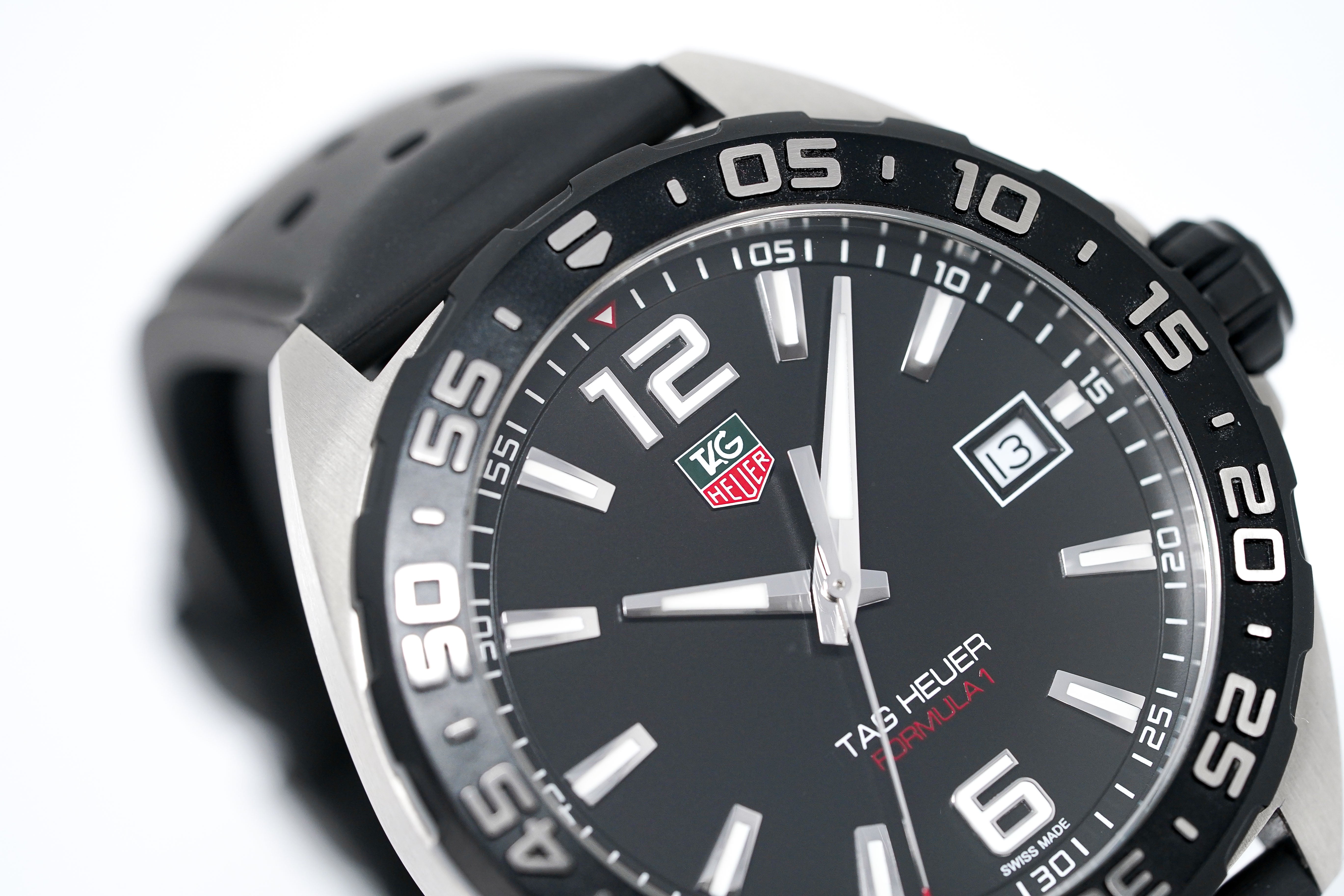 Tag Heuer Watch Formula 1 Black Rubber WAZ1110.FT8023-GR8 Sunglasses