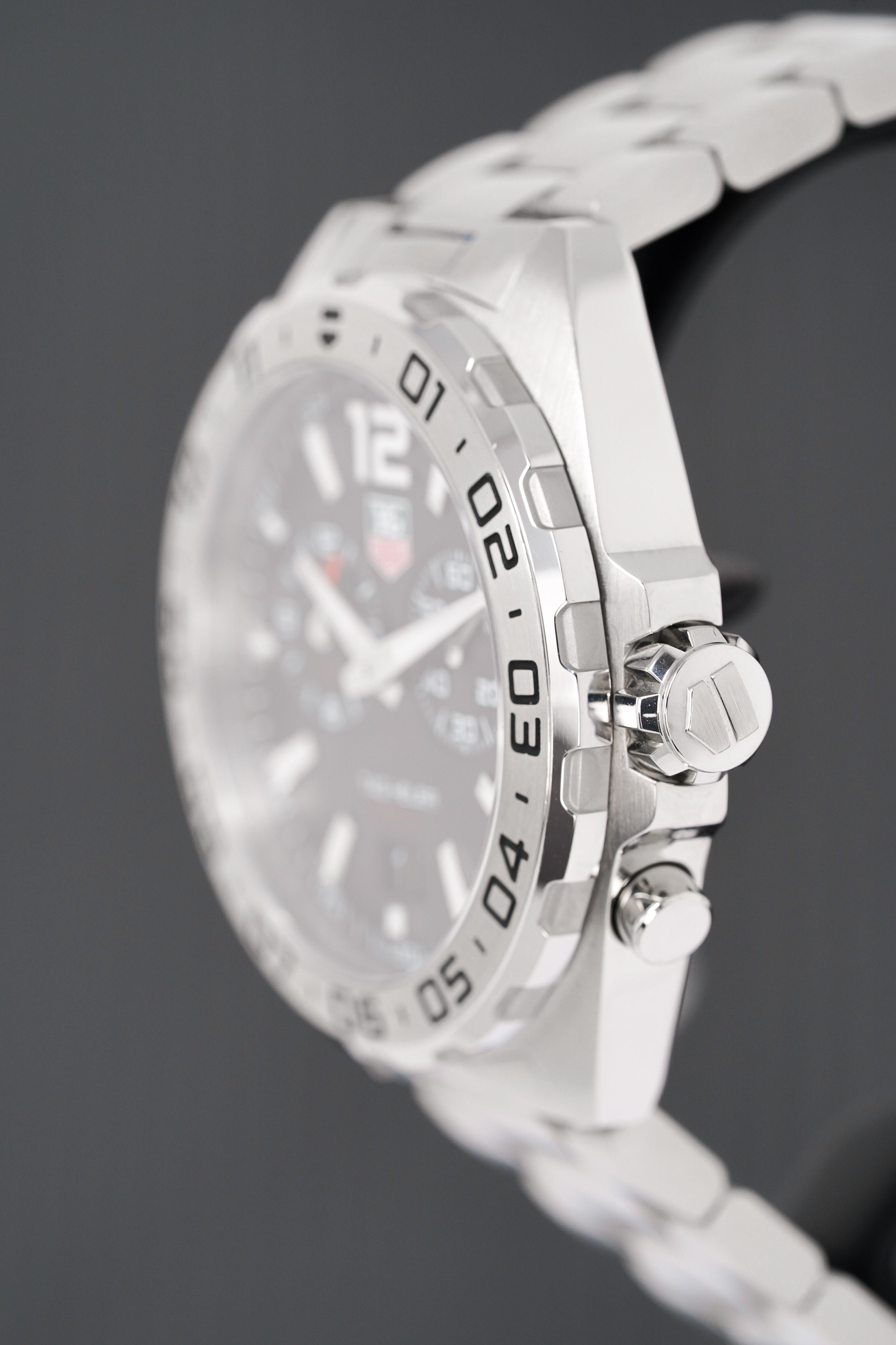 Tag Heuer Watch Formula 1 Alarm WAZ111A.BA0875-GR8 Sunglasses