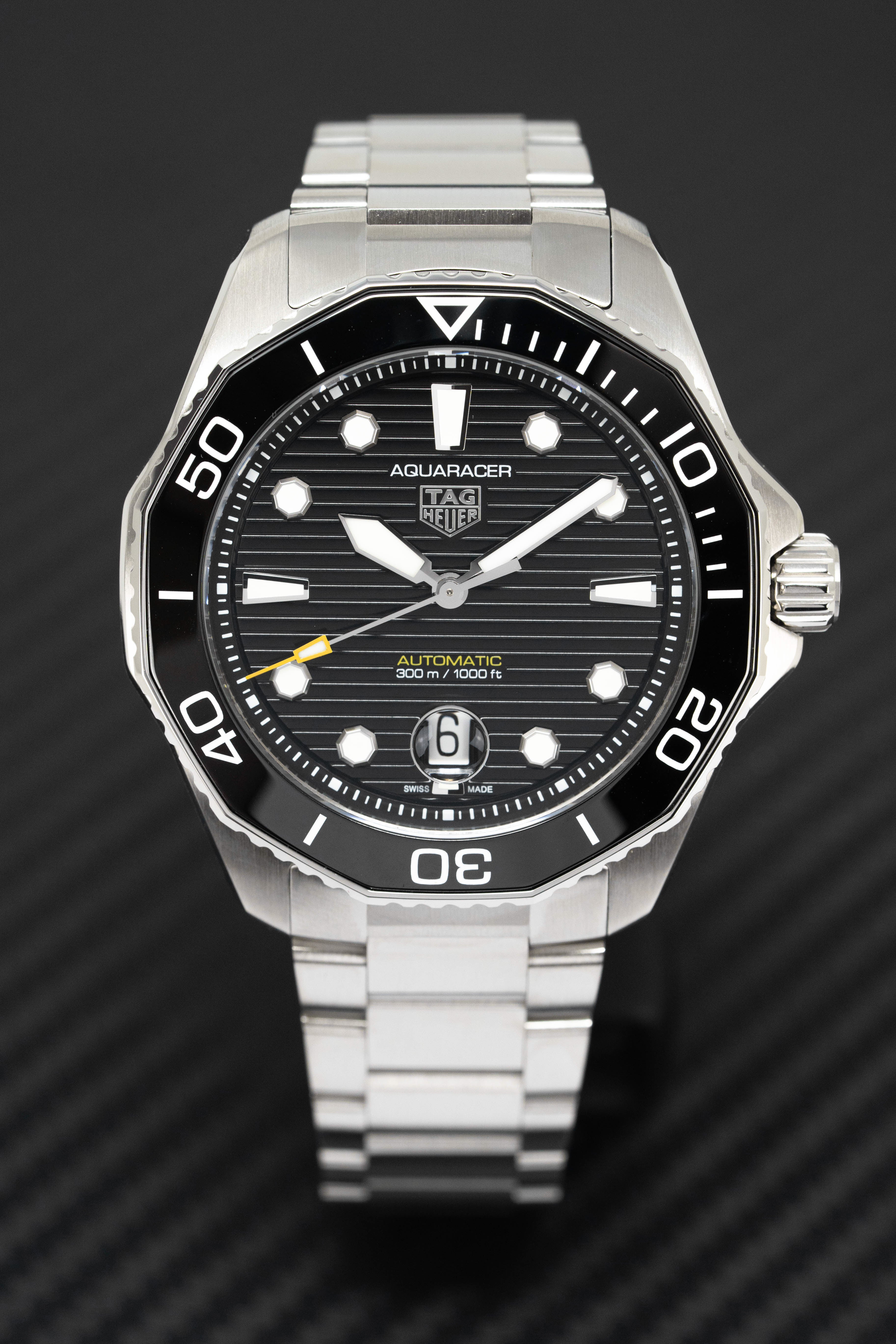 Tag Heuer Watch Automatic Aquaracer Professional 300 Black WBP201A.BA0632-GR8 Sunglasses