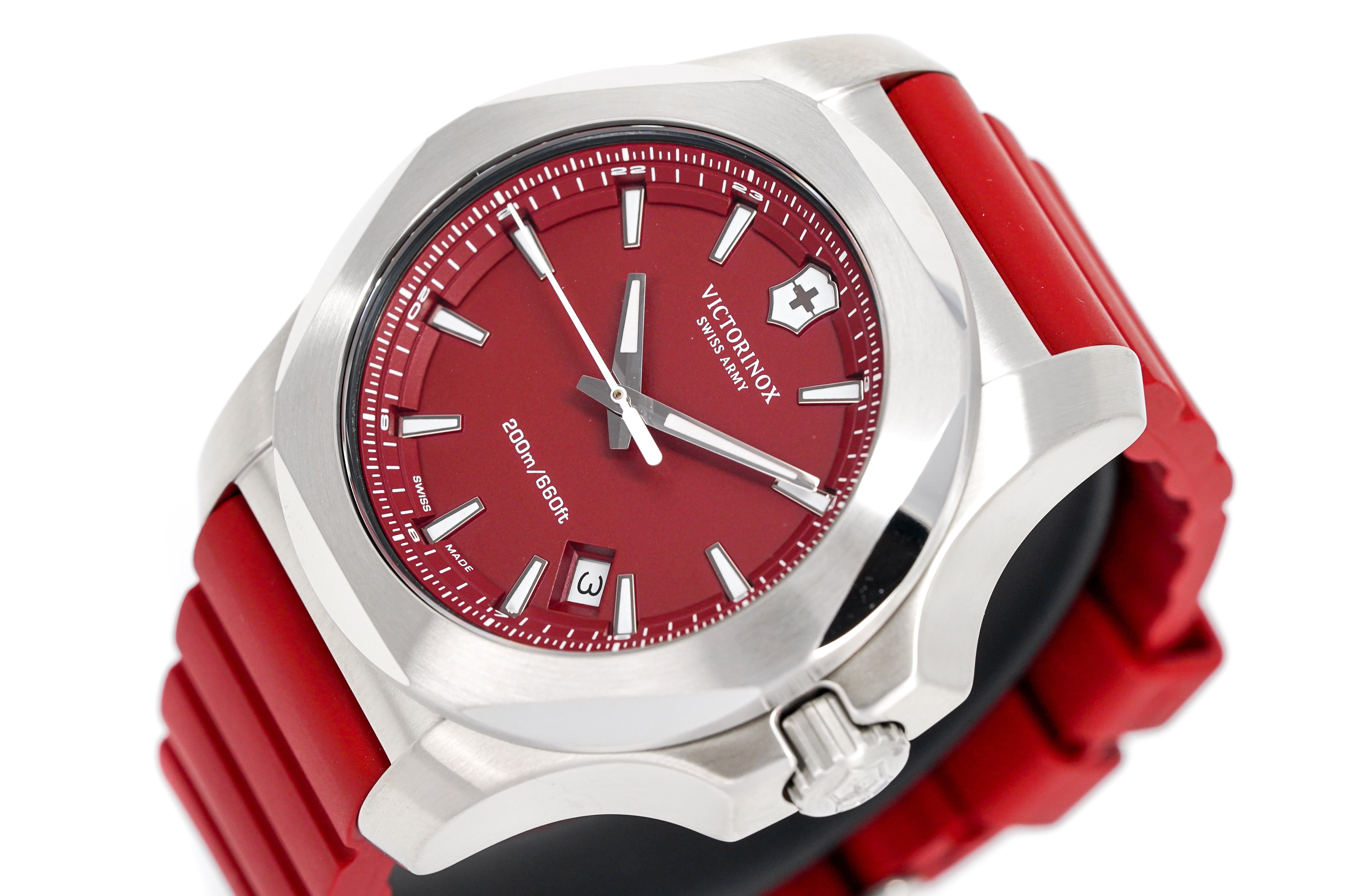 Victorinox Mens Watch I.N.O.X Red Dial Rubber Strap 241719.1-GR8 Sunglasses