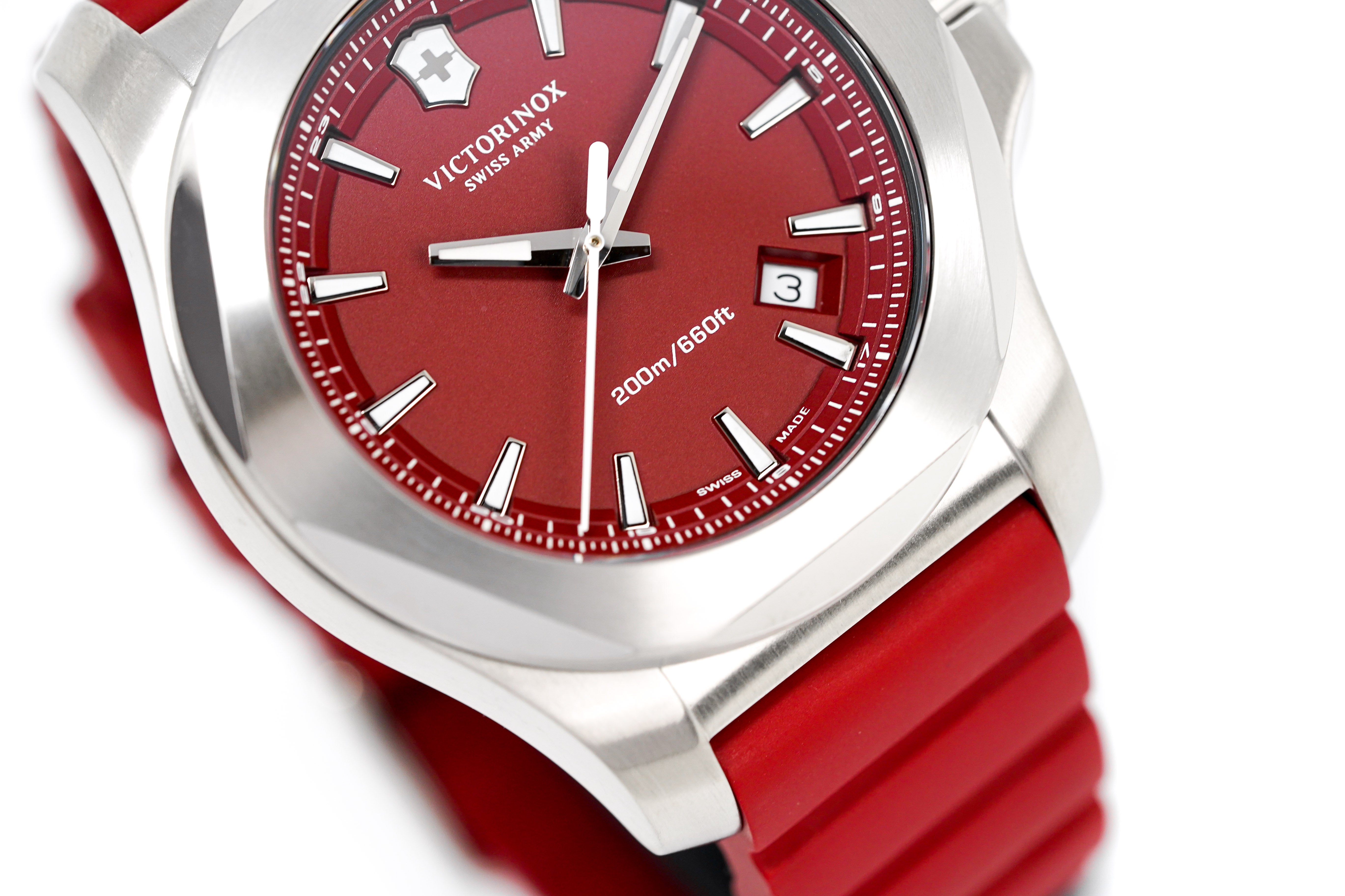 Victorinox Mens Watch I.N.O.X Red Dial Rubber Strap 241719.1-GR8 Sunglasses