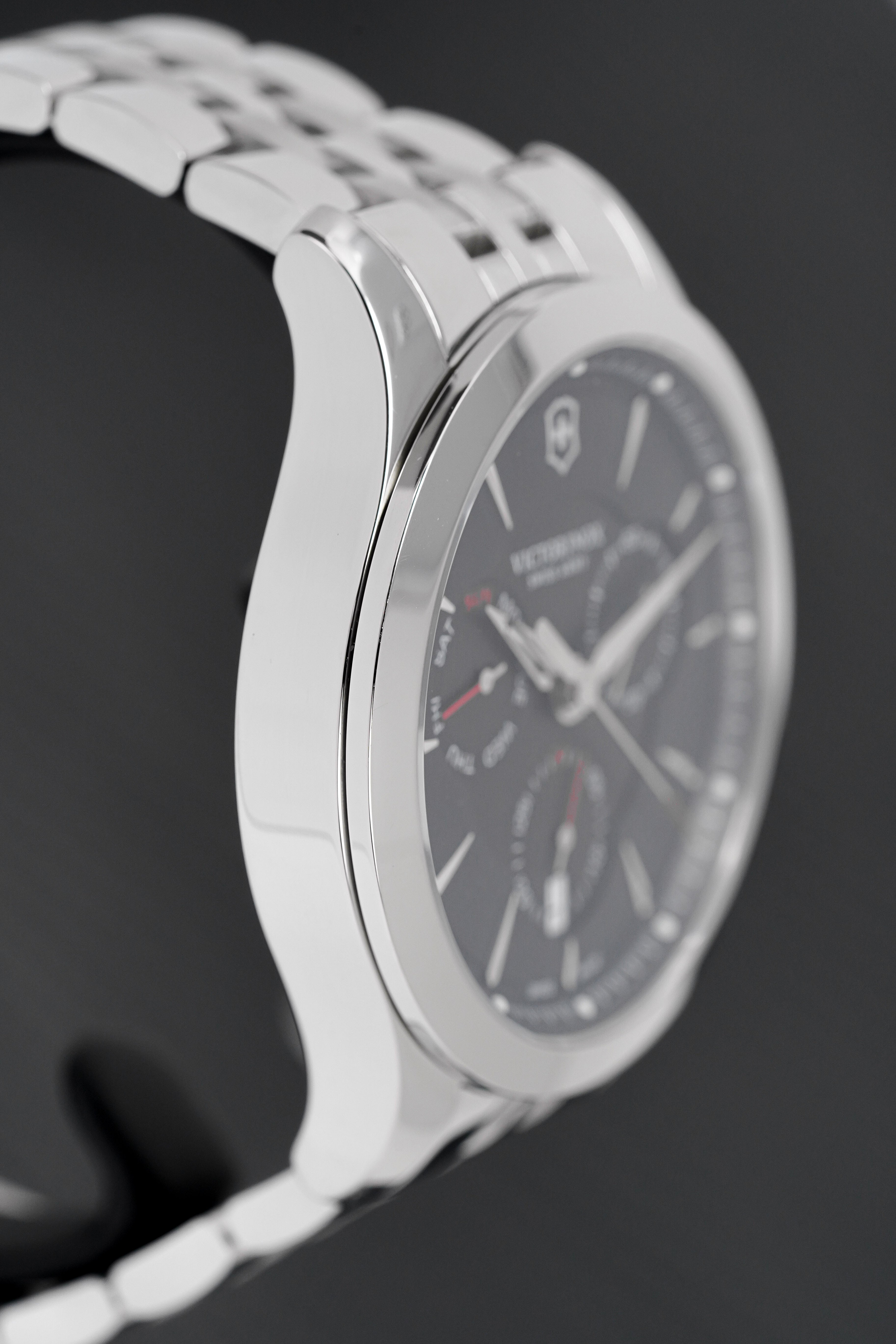 Victorinox Men's Watch Chronograph Black Dial Stainless Steel 241745.1-GR8 Sunglasses