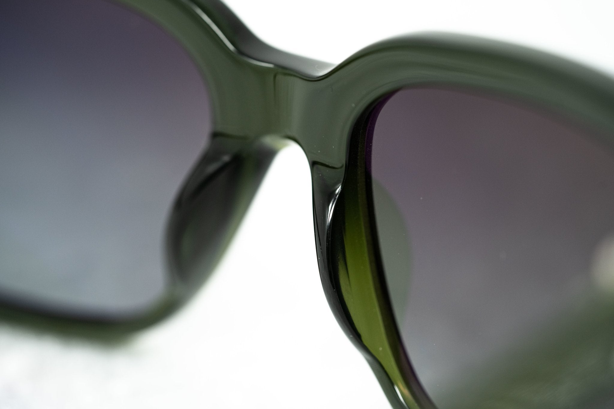 Ann Demeulemeester Sunglasses D-Frame Green-GR8 Sunglasses