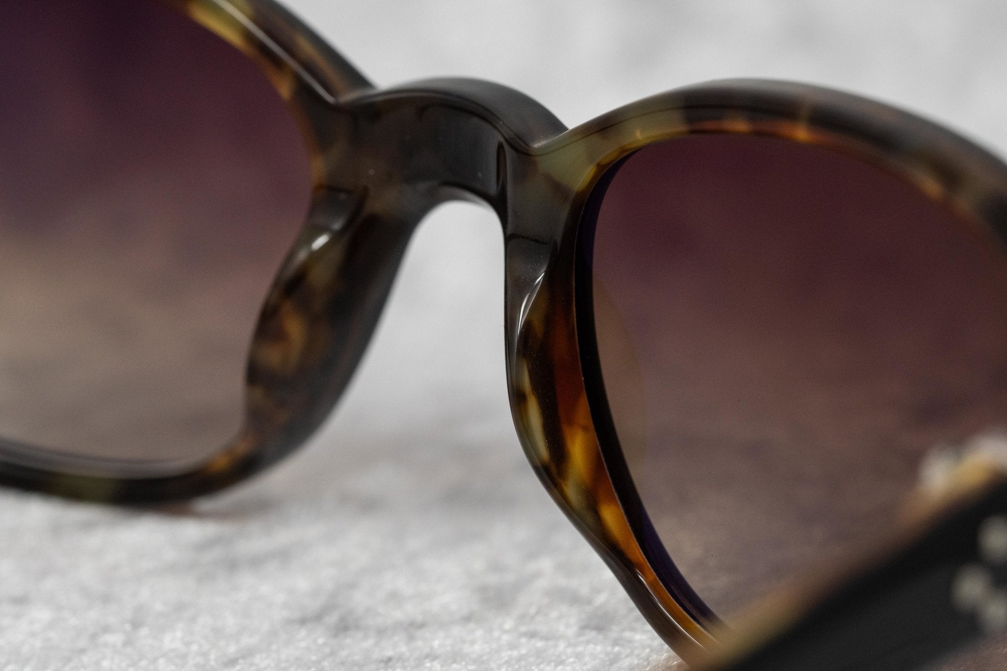 Ann Demeulemeester Ladies Sunglasses Oval Black and Brown Graduated AD8C6SUN-GR8 Sunglasses