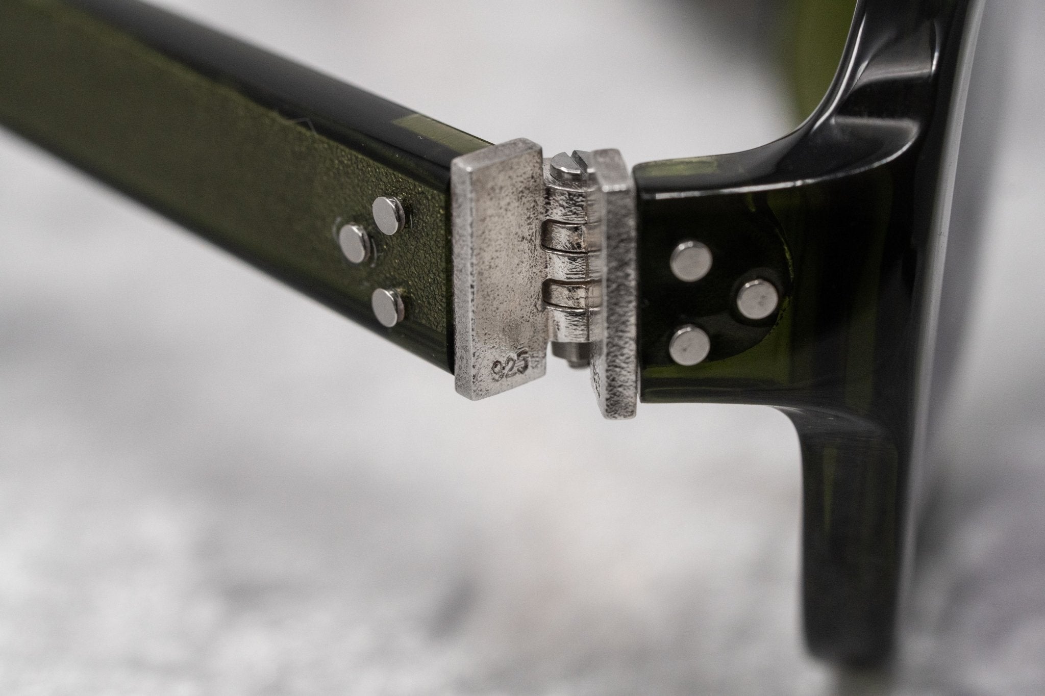 Ann Demeulemeester Sunglasses Oval Green and Purple-GR8 Sunglasses