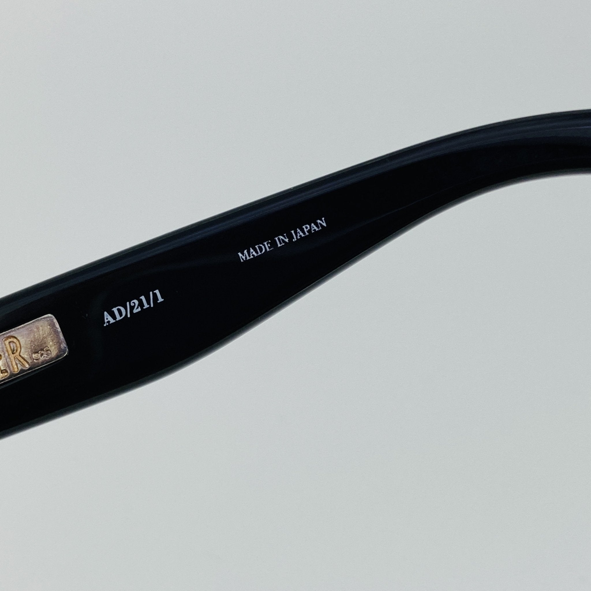 Ann Demeulemeester Men's Sunglasses Oversized Black and Grey AD21C1SUN-GR8 Sunglasses