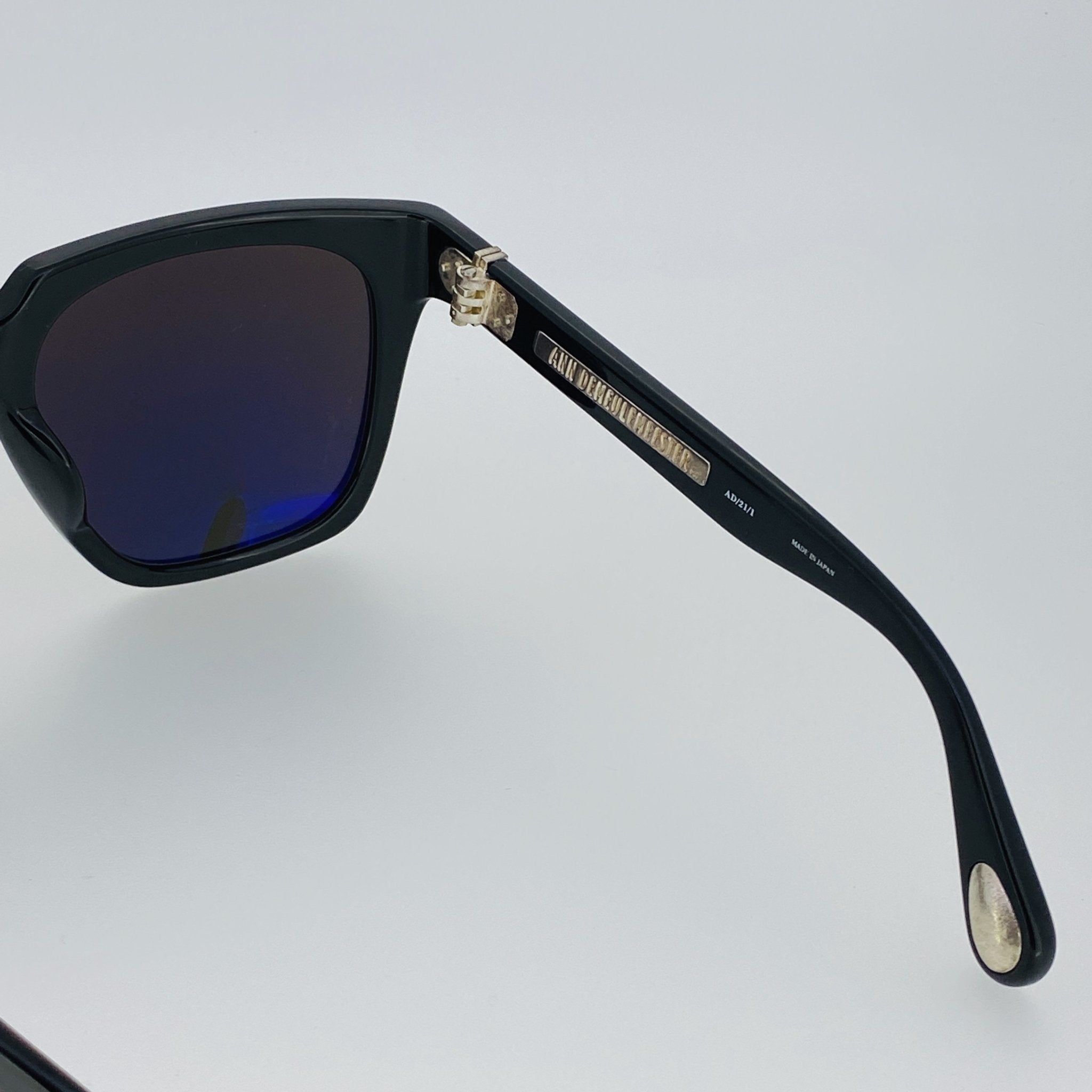 Ann Demeulemeester Men's Sunglasses Oversized Black and Grey AD21C1SUN-GR8 Sunglasses