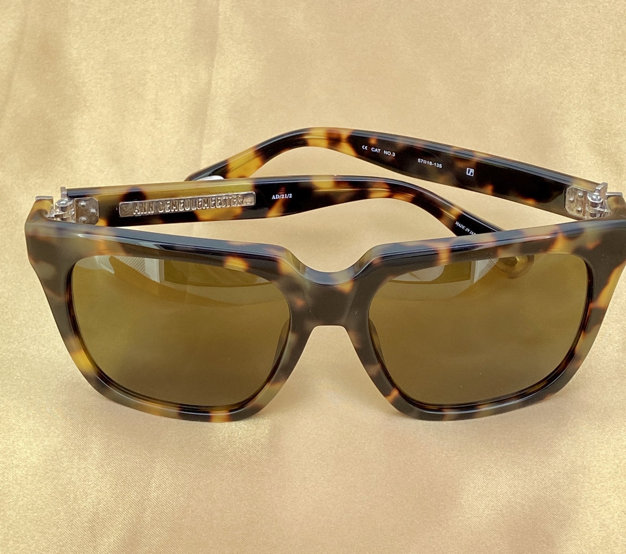 Ann Demeulemeester Sunglasses Oversized Tortoise Shell and Brown-GR8 Sunglasses
