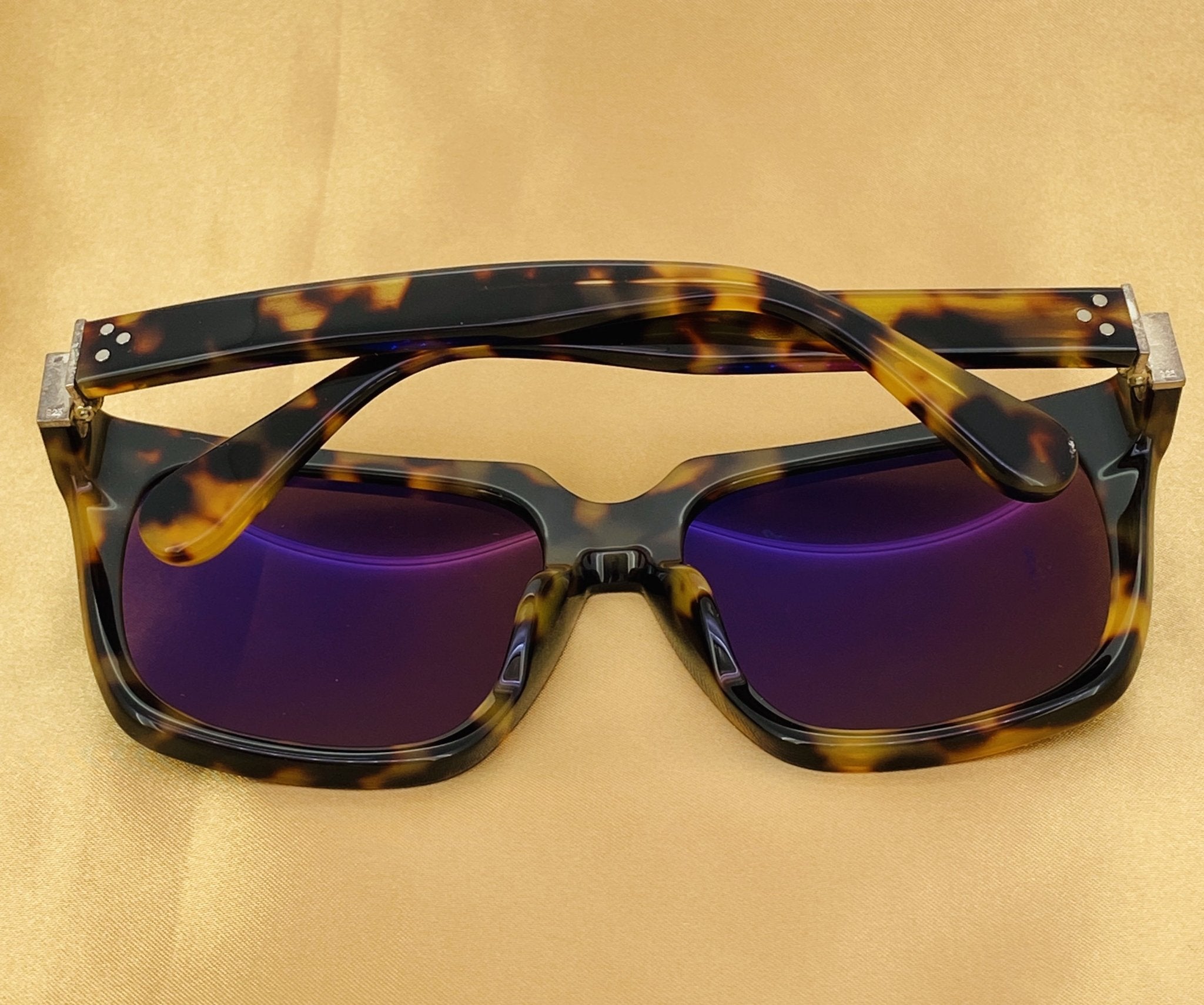 Ann Demeulemeester Sunglasses Oversized Tortoise Shell and Brown-GR8 Sunglasses