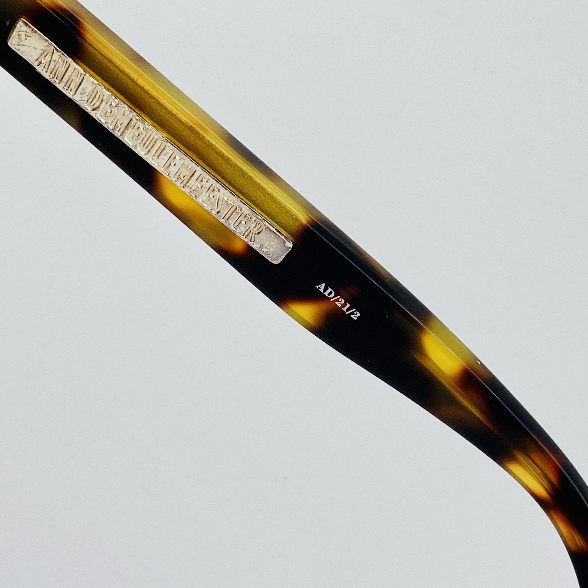 Ann Demeulemeester Sunglasses Oversized Tortoise Shell and Brown-GR8 Sunglasses