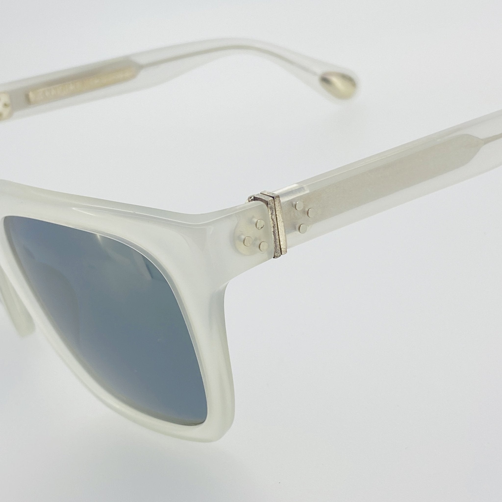 Ann Demeulemeester Sunglasses Oversized White and Solid Grey AD21C4SUN-GR8 Sunglasses