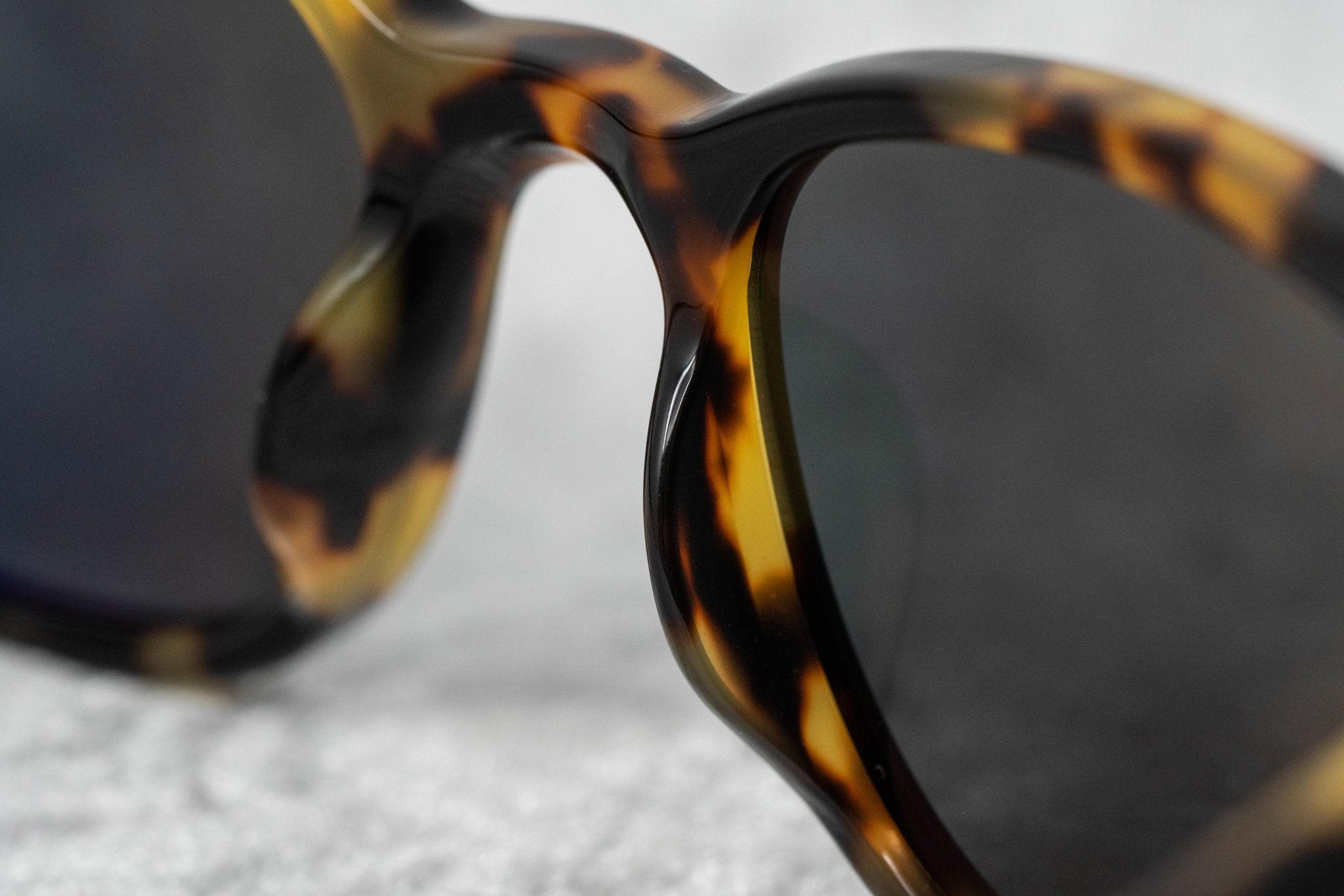 Ann Demeulemeester Sunglasses Rectangular Tortoise Shell and Grey-GR8 Sunglasses