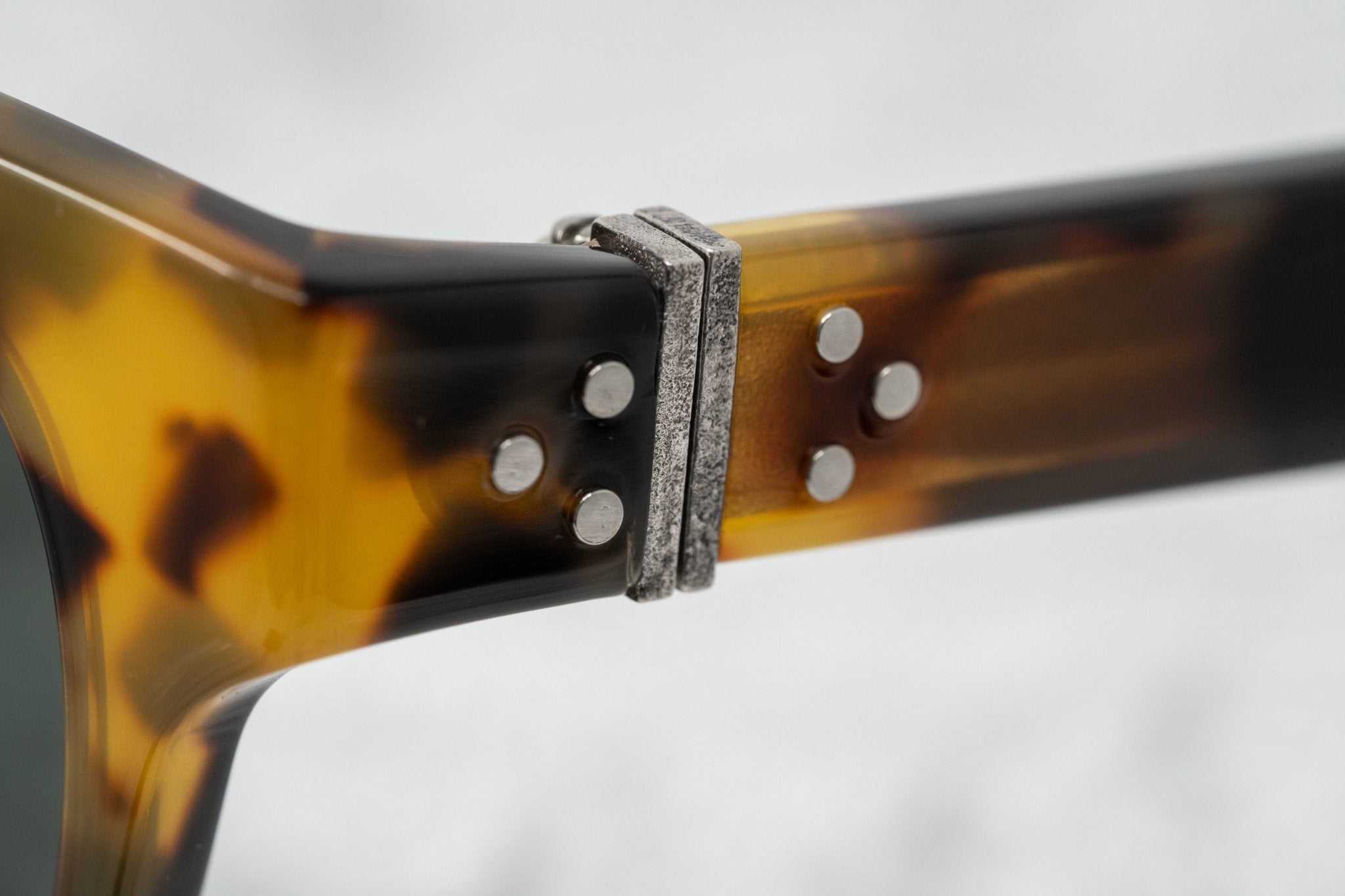 Ann Demeulemeester Sunglasses Rectangular Tortoise Shell and Grey-GR8 Sunglasses