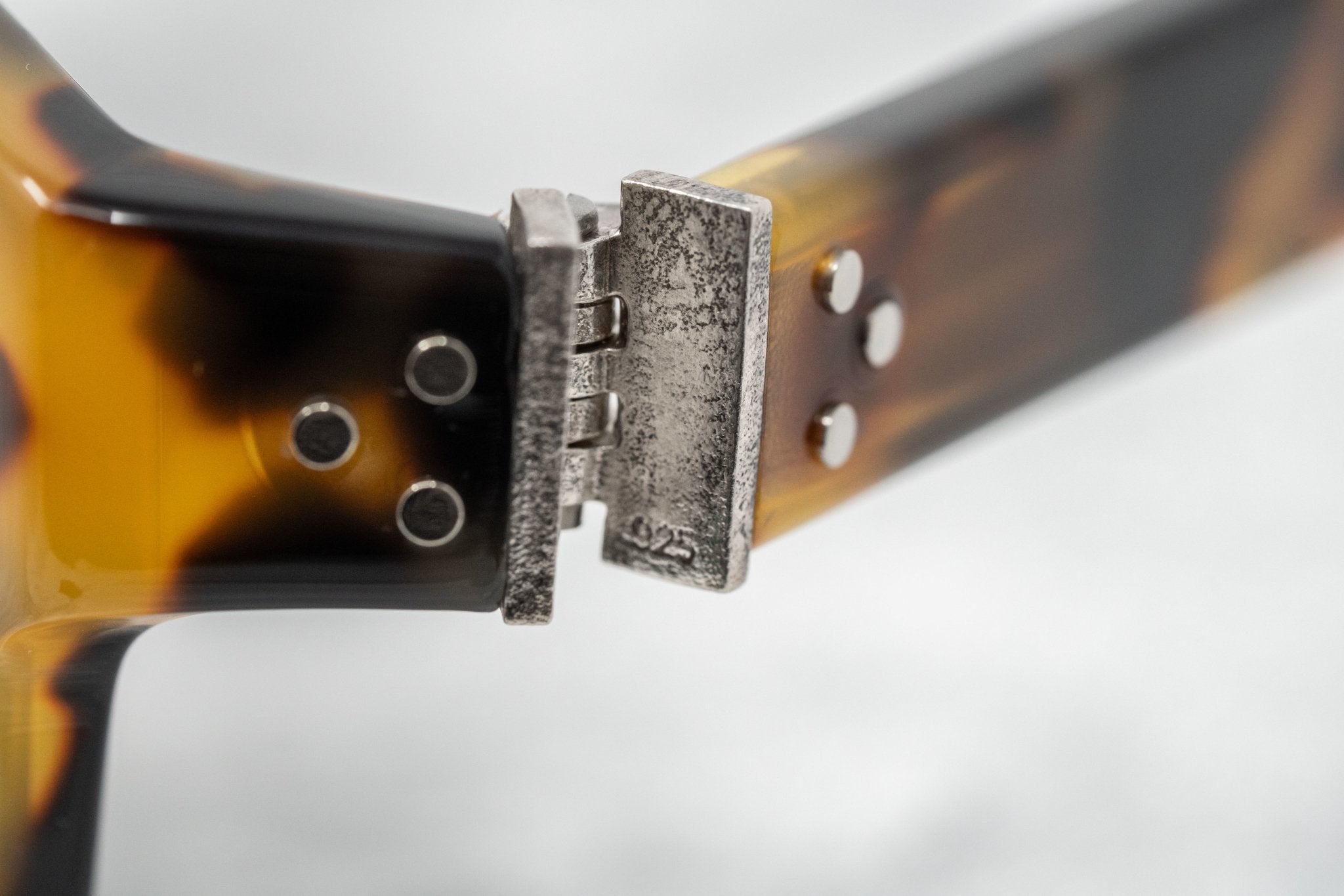 Ann Demeulemeester Sunglasses Rectangular Tortoise Shell and Grey-GR8 Sunglasses