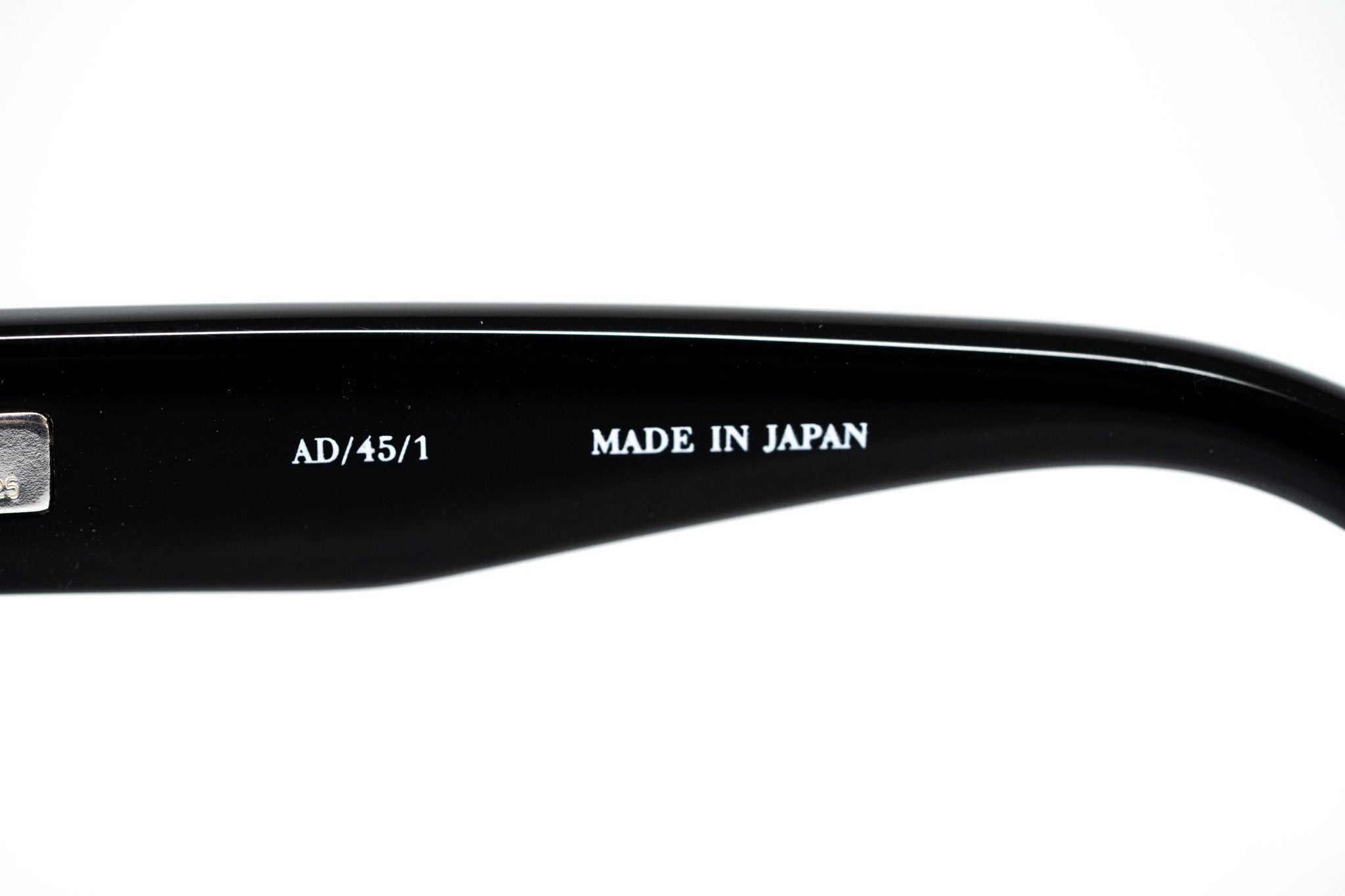 Ann Demeulemeester Sunglasses Round Black and Grey Graduated AD45C1SUN-GR8 Sunglasses