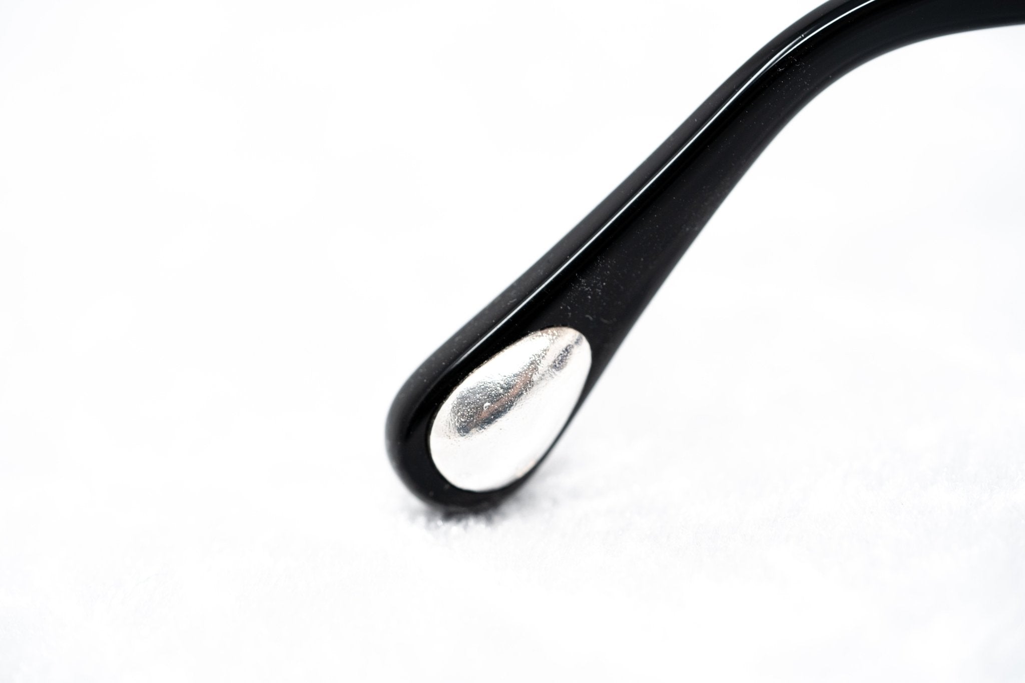 Ann Demeulemeester Sunglasses Round Black and Grey Graduated AD45C1SUN-GR8 Sunglasses