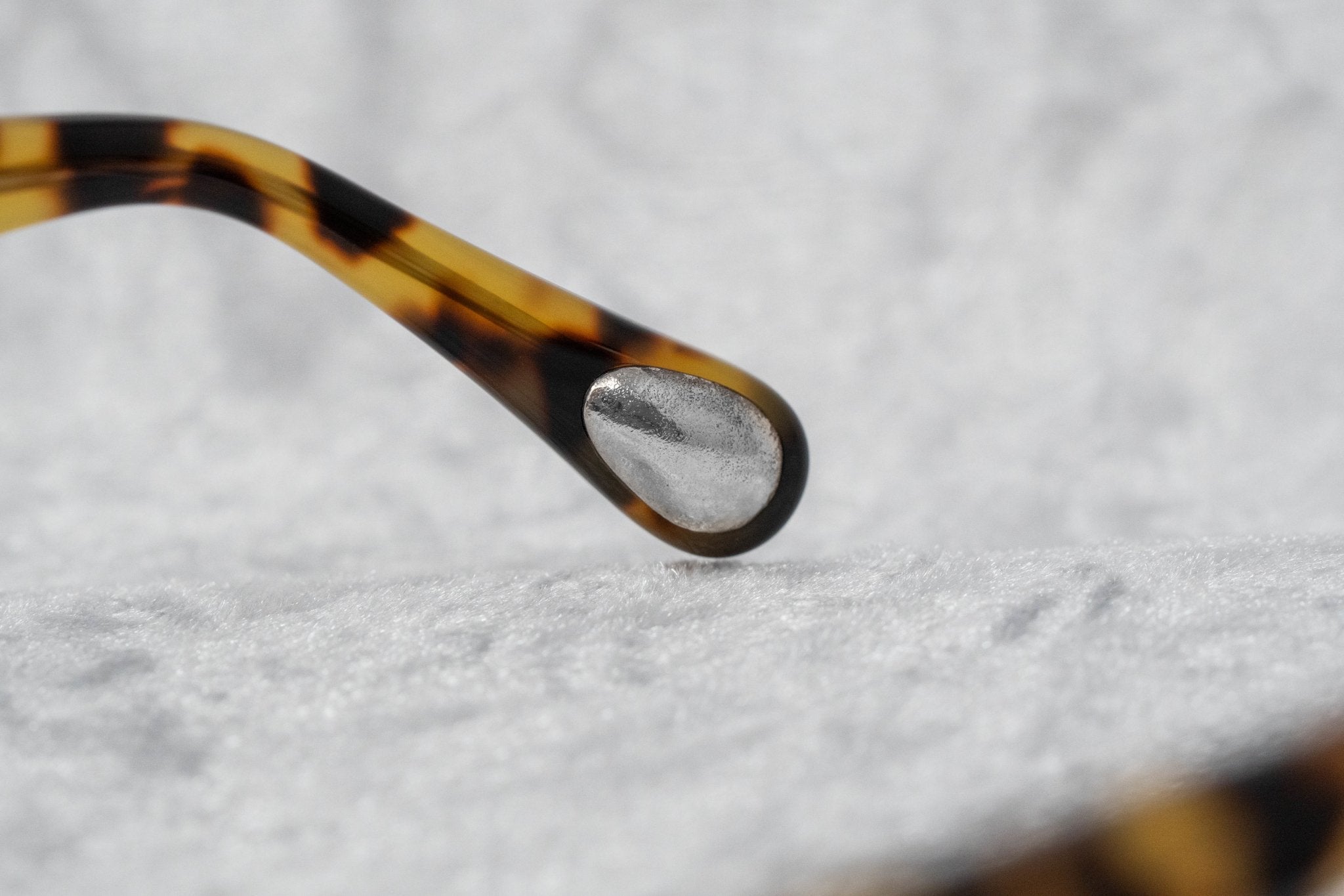 Ann Demeulemeester Sunglasses Round Tortoise Shell Titanium with Brown AD45C2SUN-GR8 Sunglasses