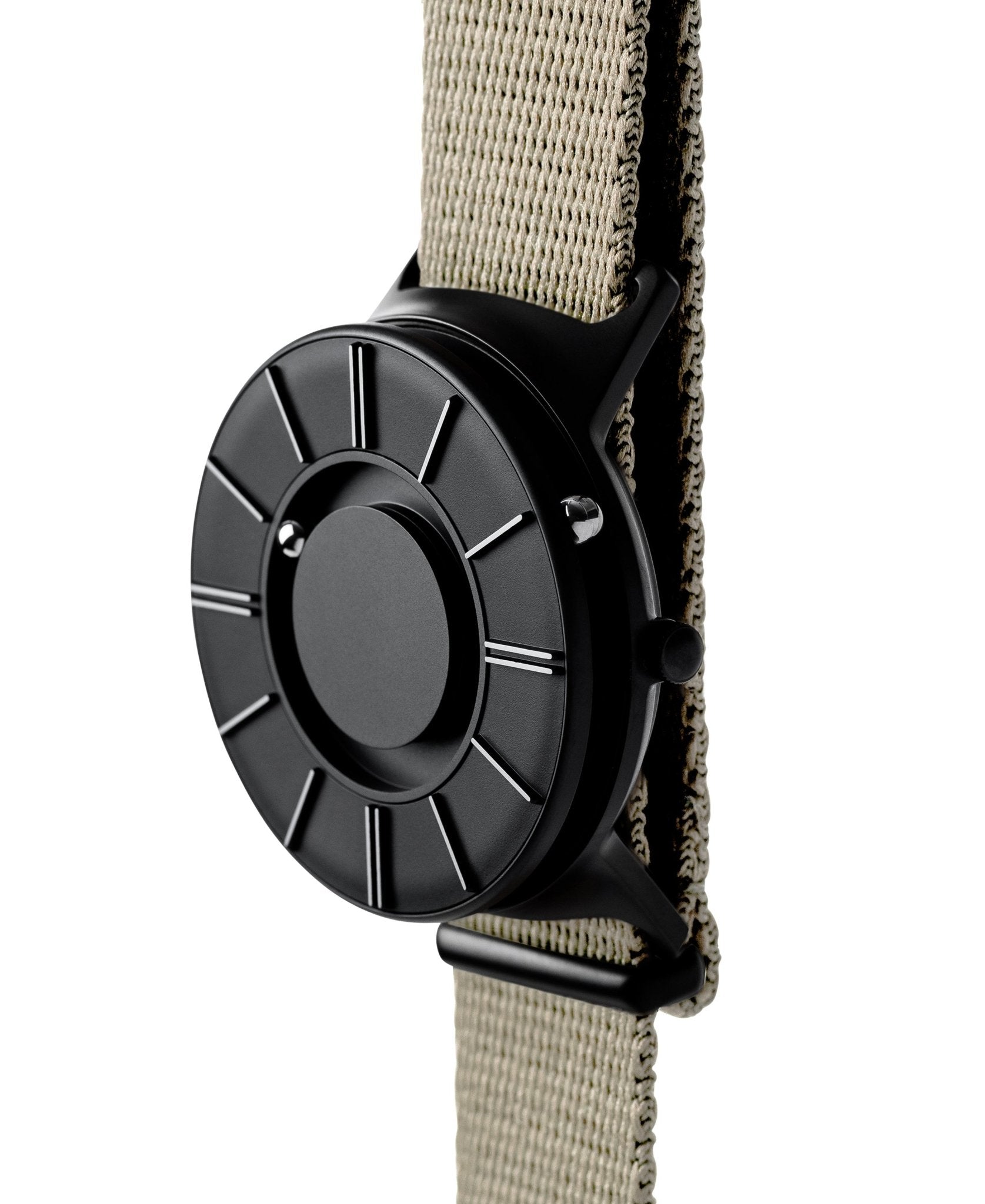 Eone Bradley Apex Beige NATO - Watches & Crystals