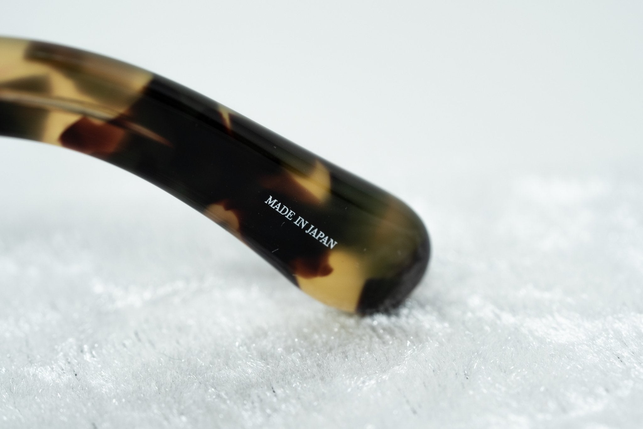 Erdem Ladies Sunglasses Cat Eye Clear Tortoise Shell and Grey EDM14C5SUN-GR8 Sunglasses