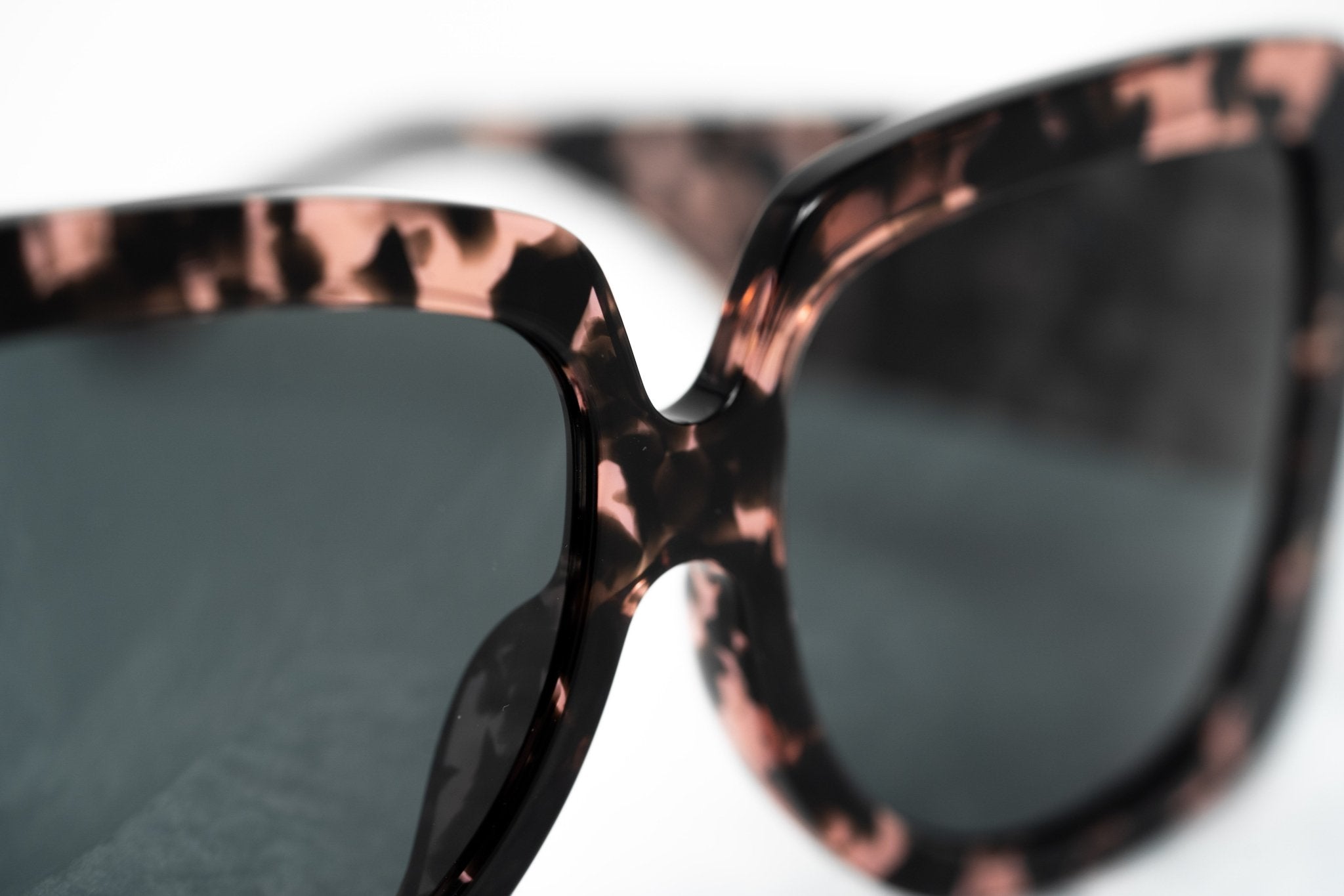 Erdem Sunglasses Oversized Pink Tortoise Shell and Grey-GR8 Sunglasses