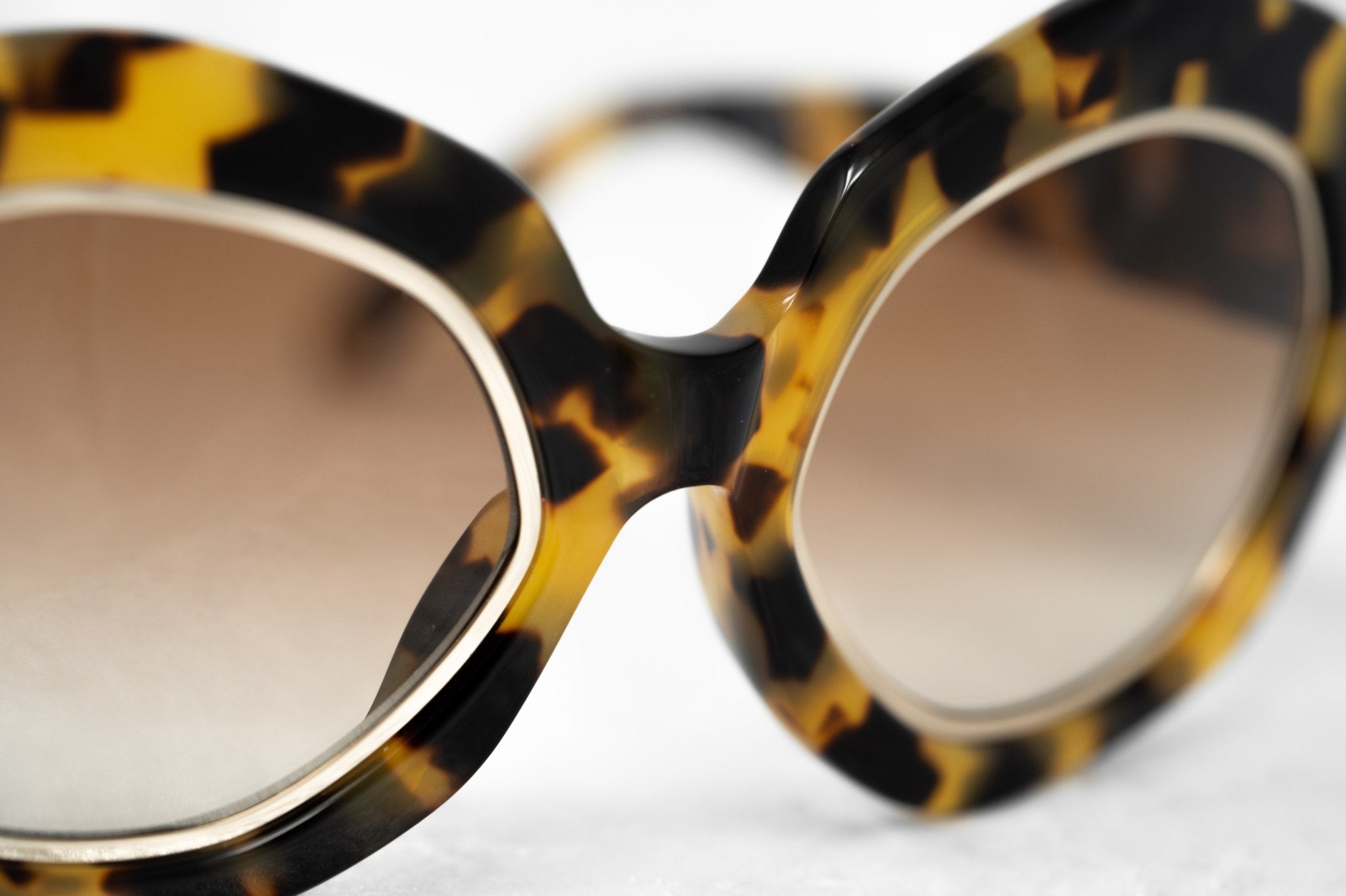 Erdem Ladies Sunglasses Oversized Gold Tortoise Shell and Brown EDM33C4SUN-GR8 Sunglasses