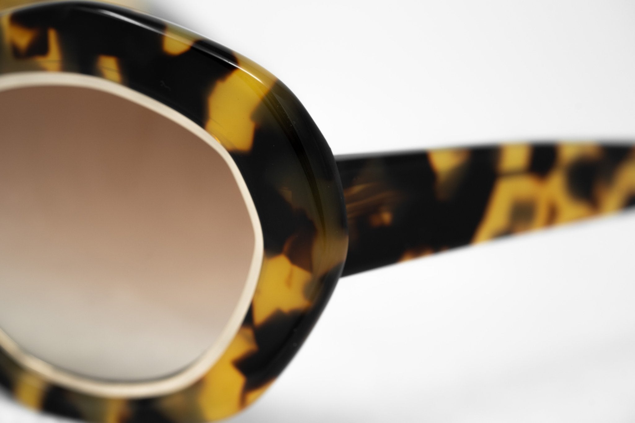 Erdem Ladies Sunglasses Oversized Gold Tortoise Shell and Brown EDM33C4SUN-GR8 Sunglasses