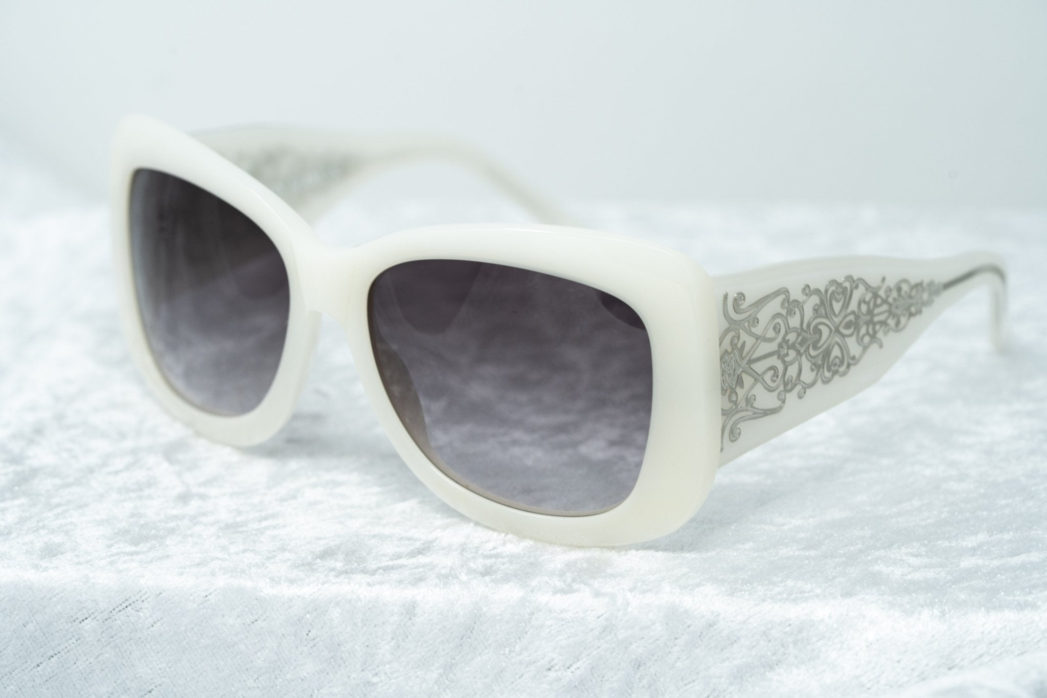 Erickson Beamon Sunglasses Oversized Silver and Grey-GR8 Sunglasses