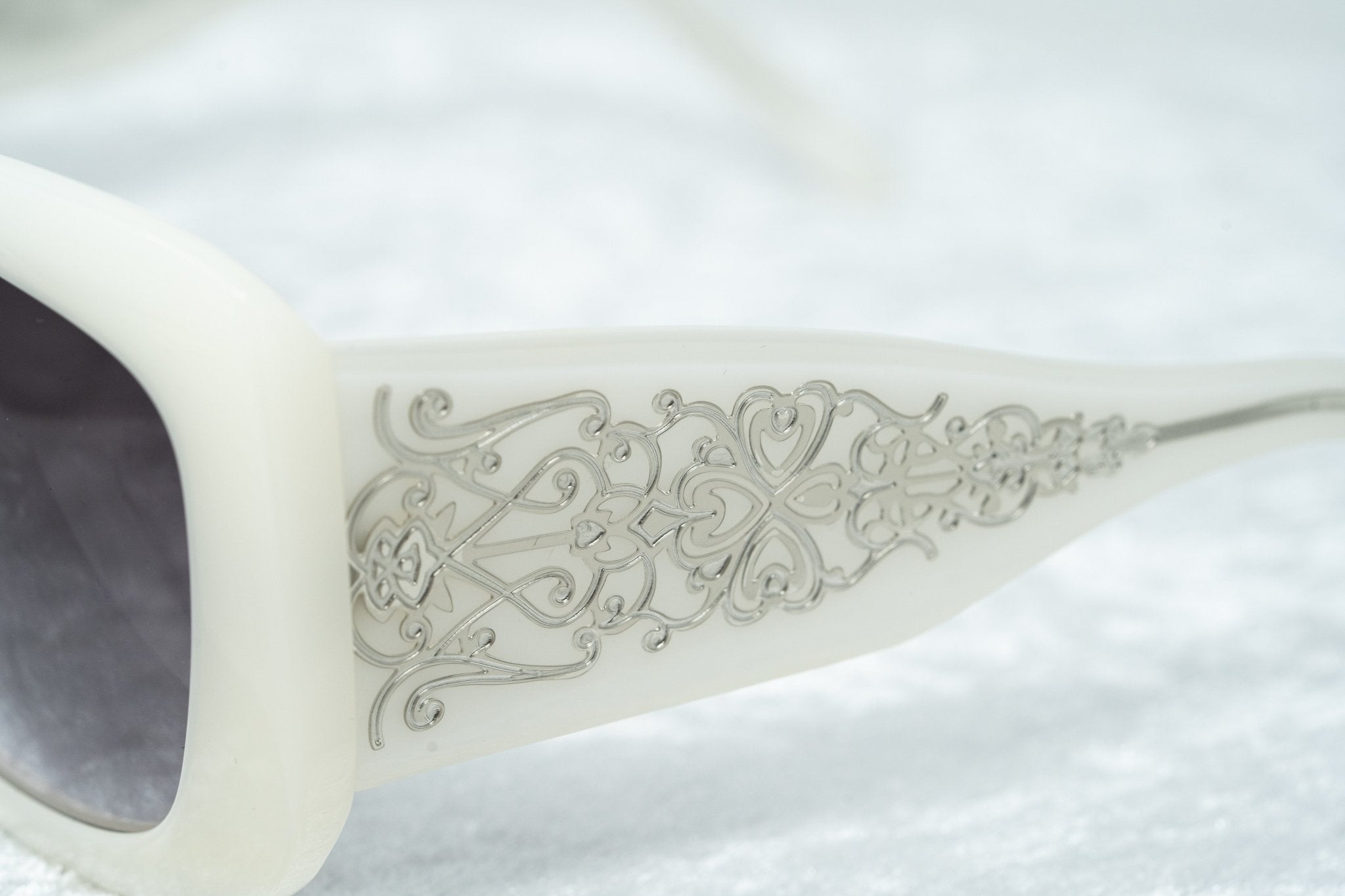 Erickson Beamon Sunglasses Oversized Silver and Grey-GR8 Sunglasses