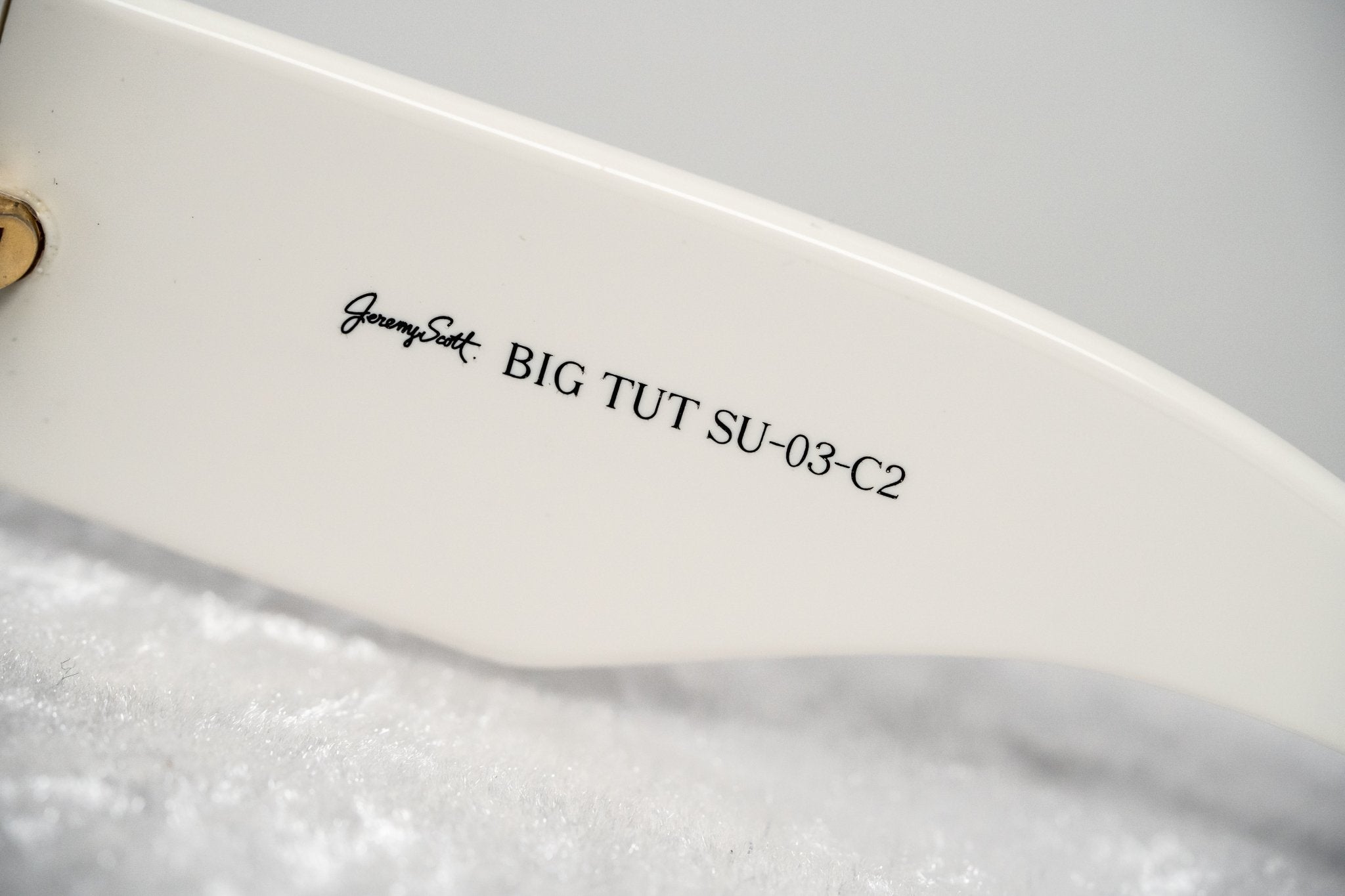 Jeremy Scott Sunglasses Rectangular Big Tut White with Grey CAT2 Lenses 6JSBIGTUTWHITE - Watches & Crystals