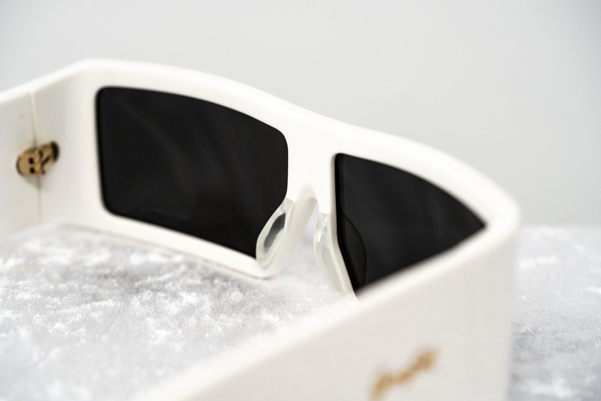 Jeremy Scott Sunglasses Rectangular White and Grey-GR8 Sunglasses