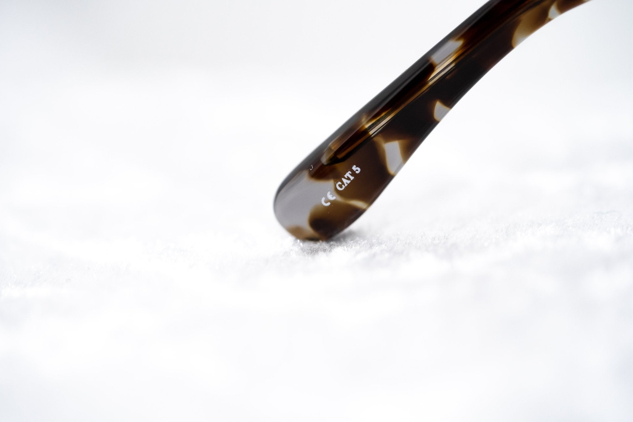 Kokon To Zai Sunglasses D-Frame Black Tortoiseshell and Grey-GR8 Sunglasses