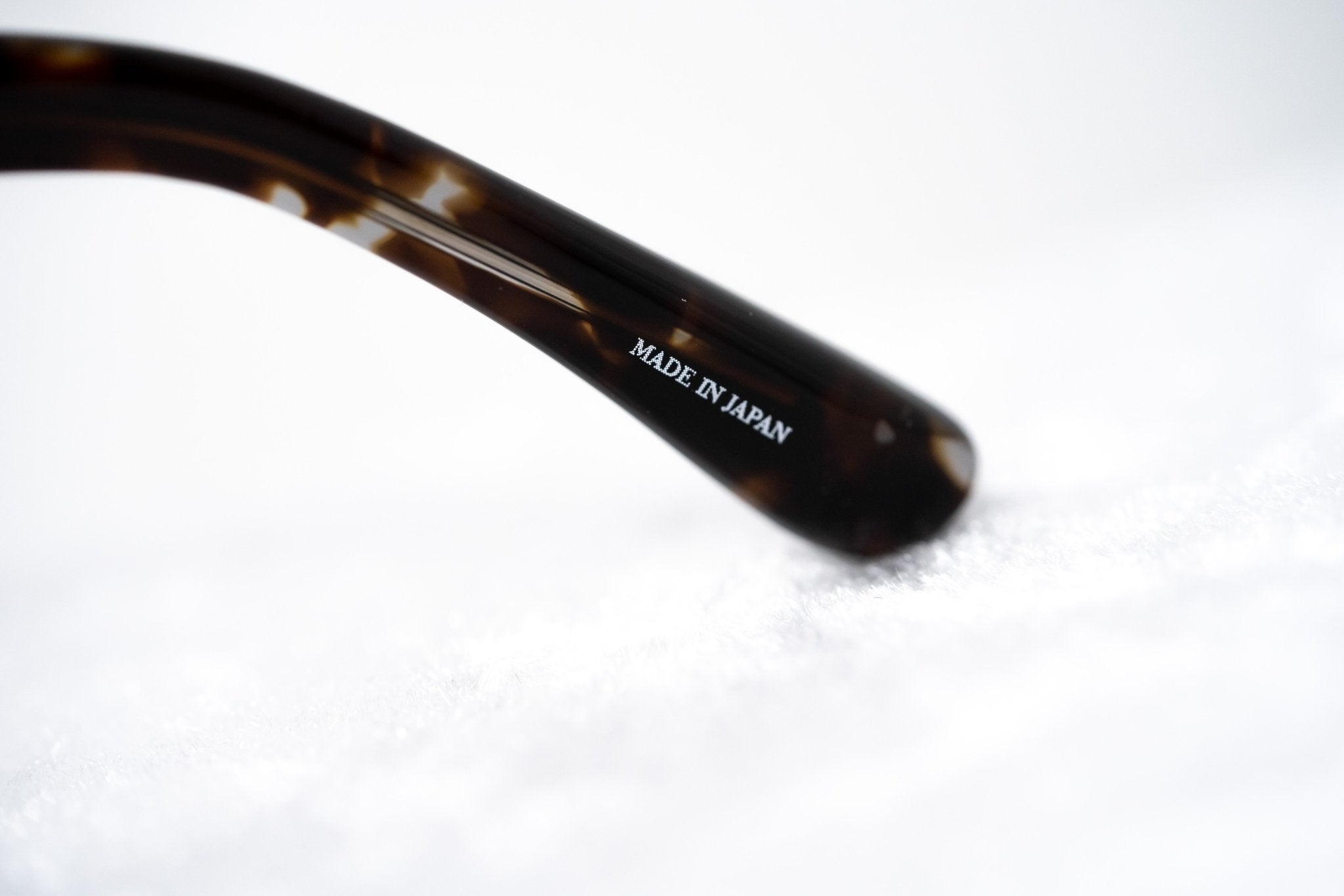 Kokon To Zai Sunglasses D-Frame Black Tortoiseshell and Grey-GR8 Sunglasses