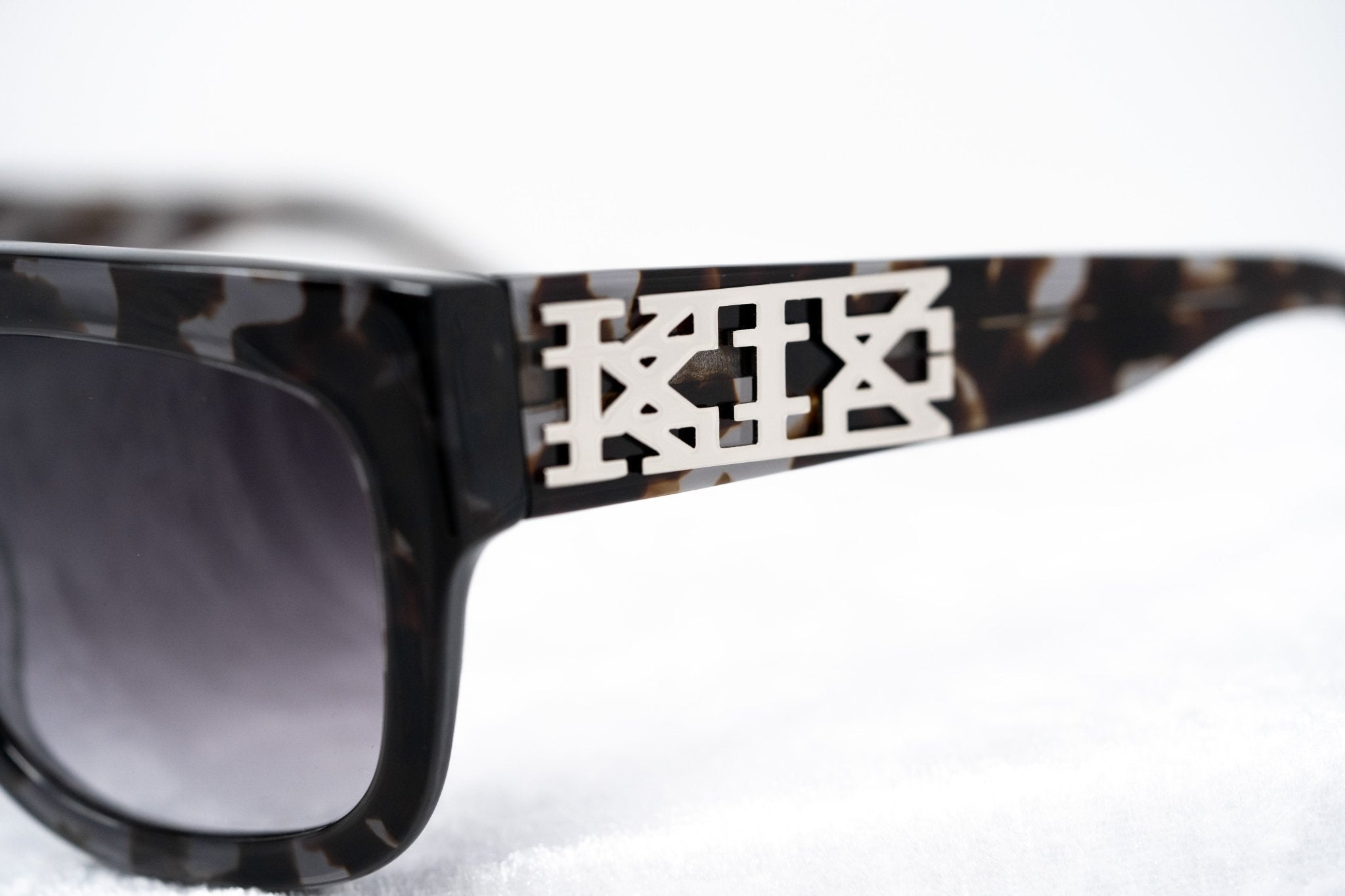 Kokon To Zai Sunglasses D-Frame Black Tortoiseshell and Grey-GR8 Sunglasses