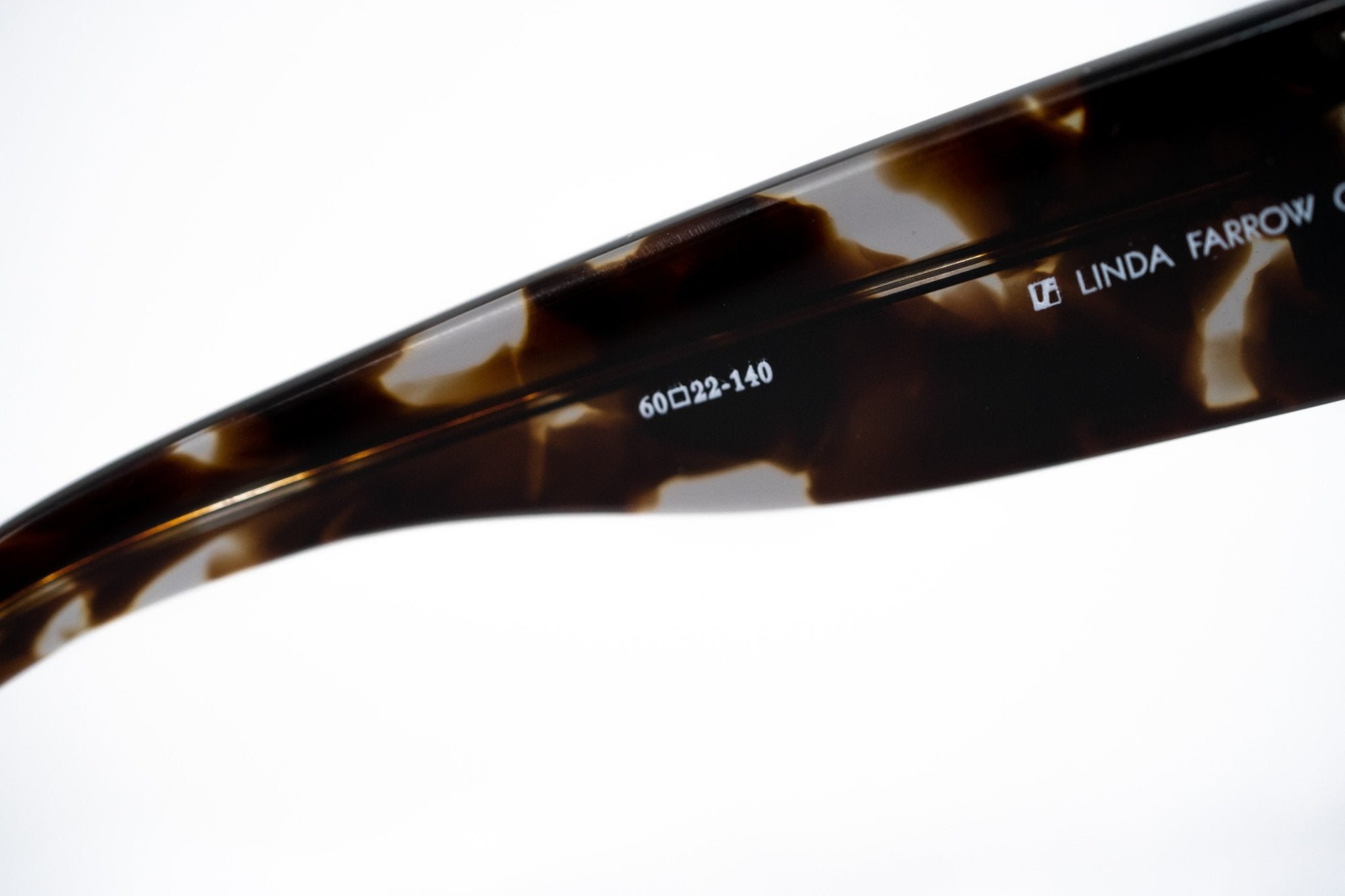 Kokon To Zai Sunglasses D-Frame Unisex Matte Black Tortoiseshell With CAT5 Grey Gradient Lenses Lenses KTZ10C5SUN - Watches & Crystals