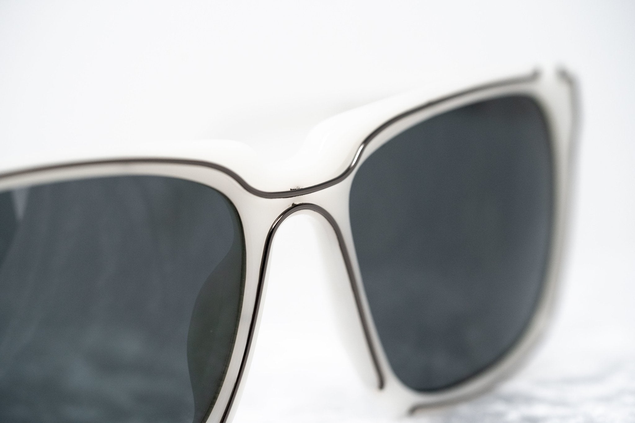 Kokon To Zai Sunglasses D-Frame White and Silver-GR8 Sunglasses